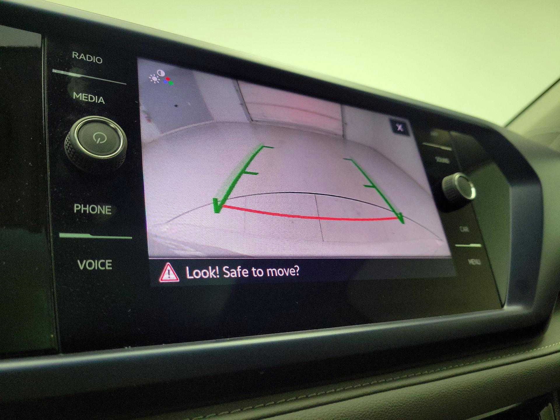 Thumbnail: 2024 Volkswagen Taos - 14