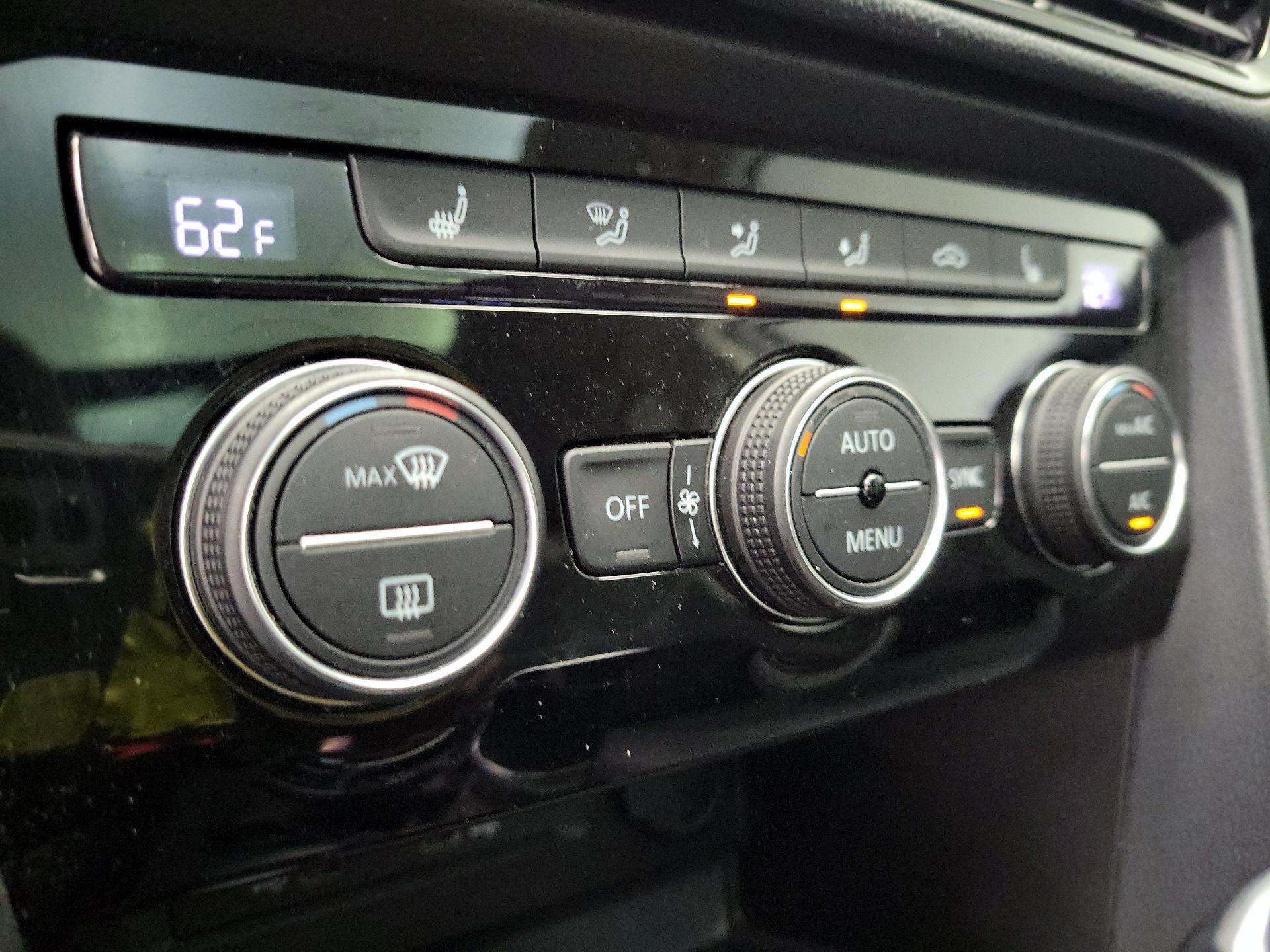 Thumbnail: 2024 Volkswagen Taos - 16