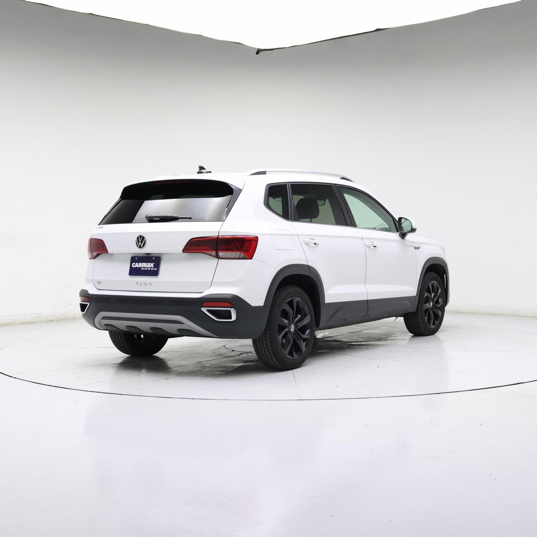 Thumbnail: 2024 Volkswagen Taos - 8