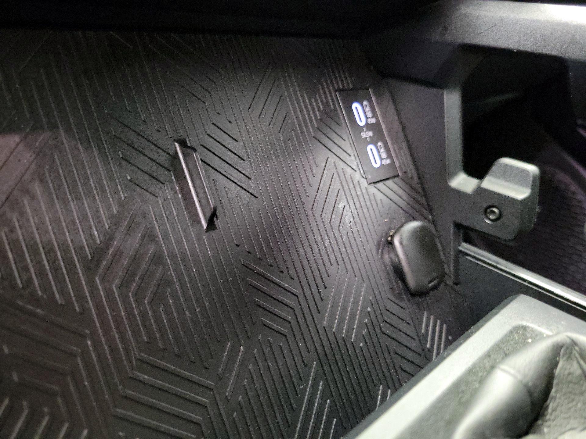 Thumbnail: 2025 Toyota 4Runner - 18