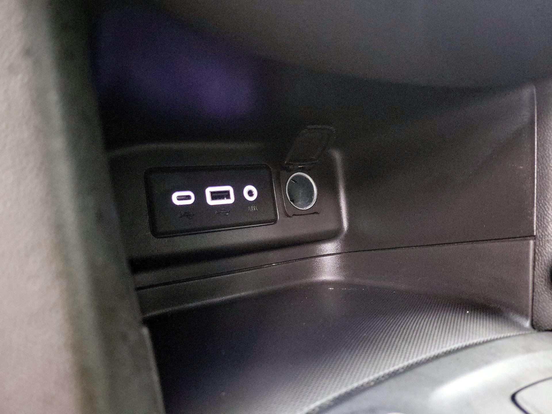 Thumbnail: 2022 Chevrolet Equinox - 18