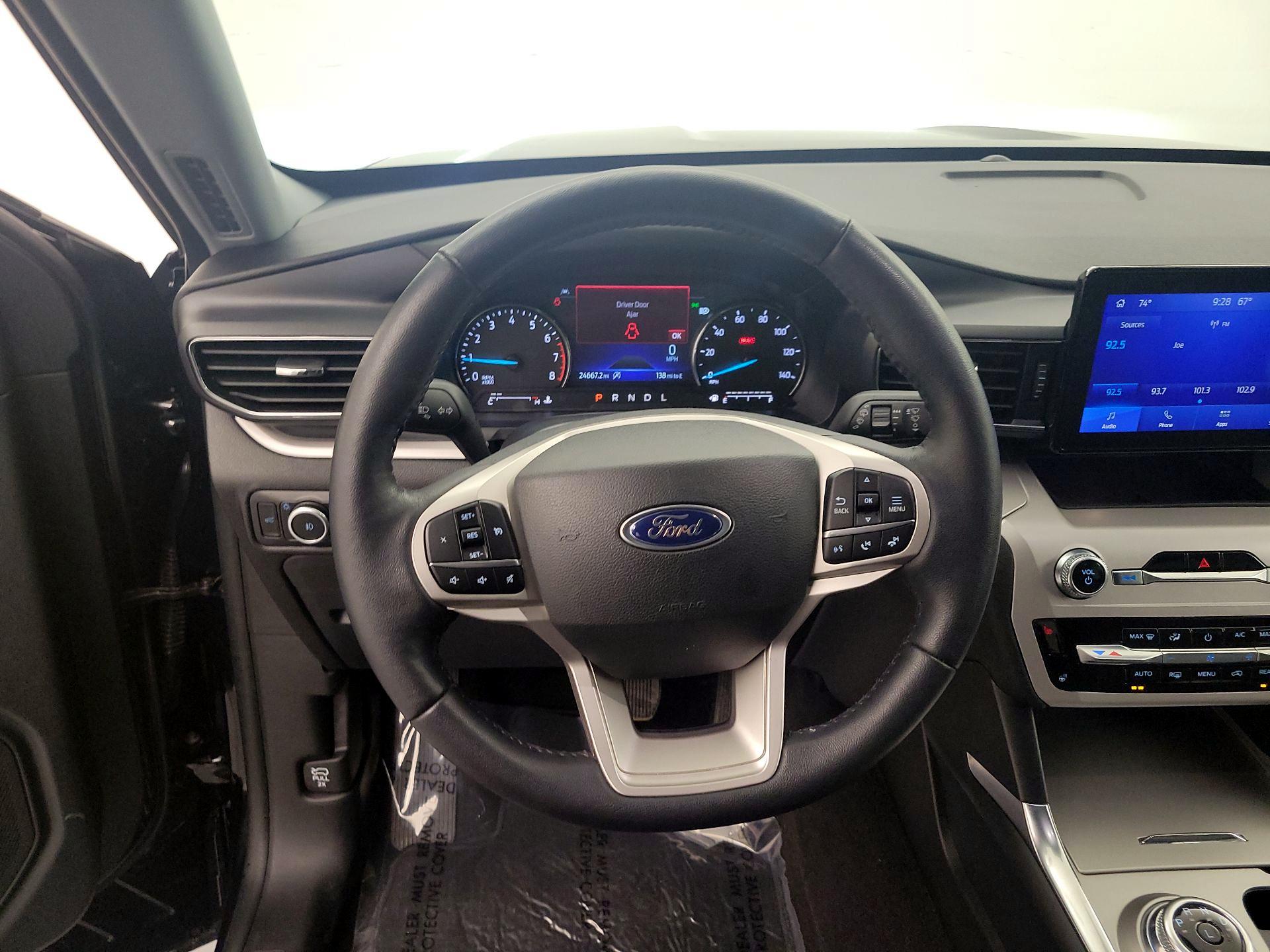 Thumbnail: 2023 Ford Explorer - 10