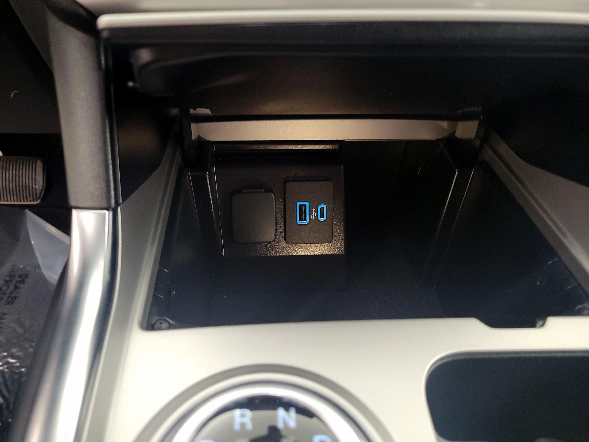 Thumbnail: 2023 Ford Explorer - 18