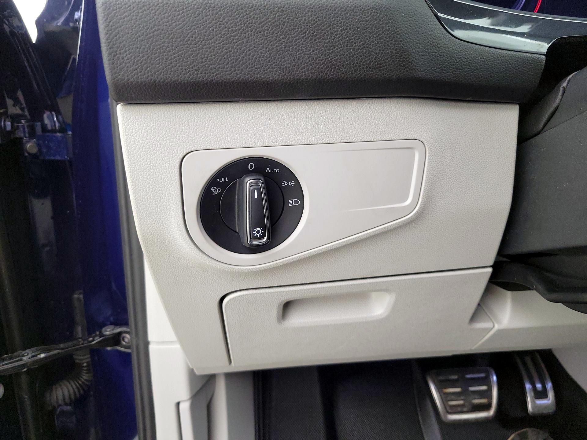 Thumbnail: 2024 Volkswagen Tiguan - 13