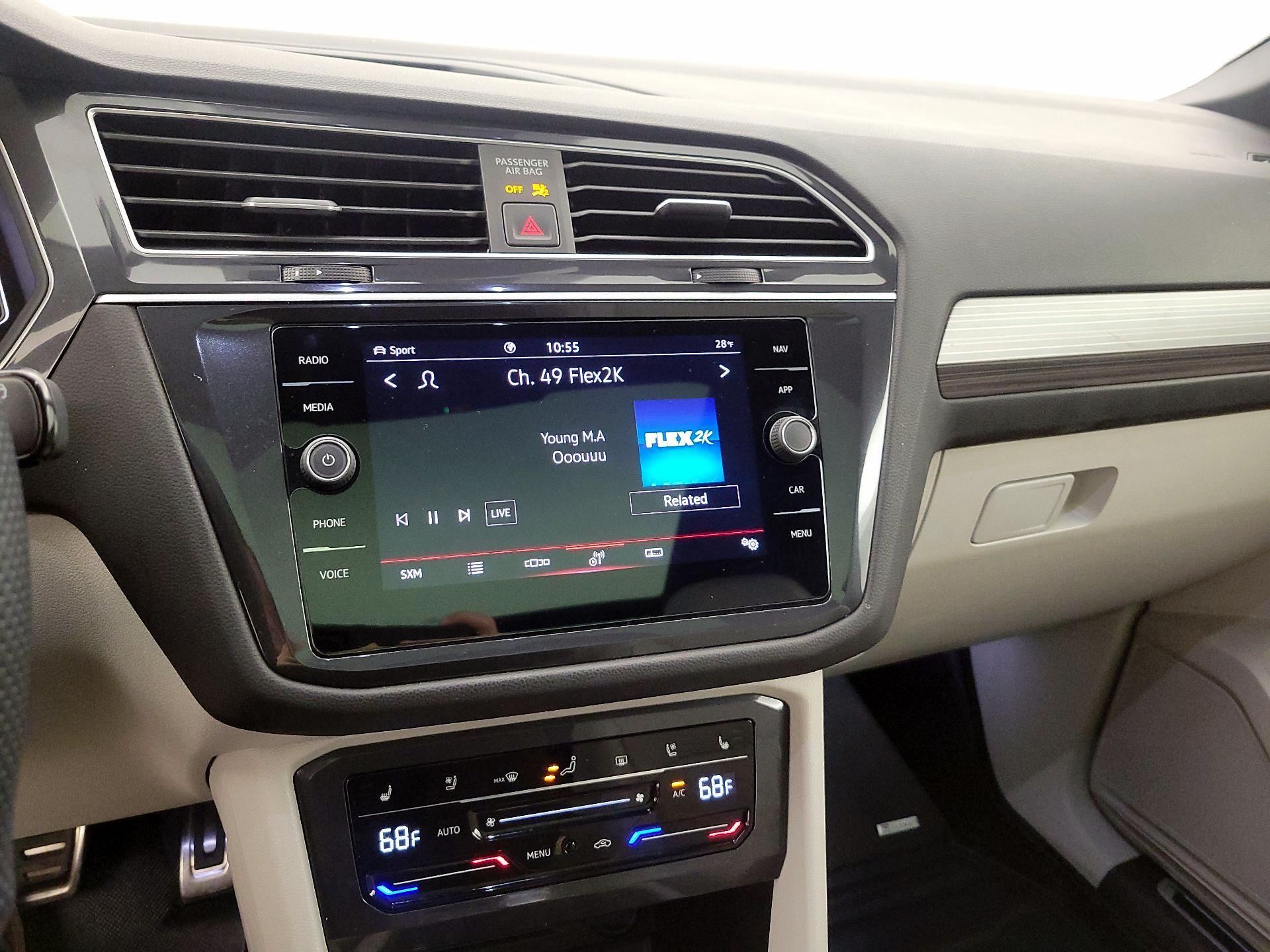 Thumbnail: 2024 Volkswagen Tiguan - 16