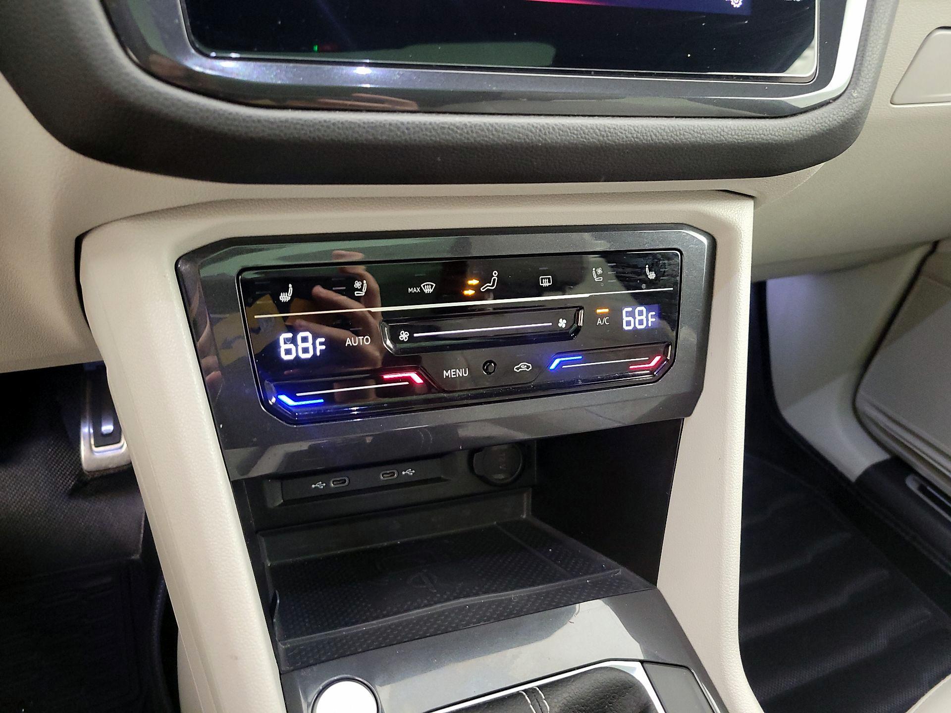 Thumbnail: 2024 Volkswagen Tiguan - 17