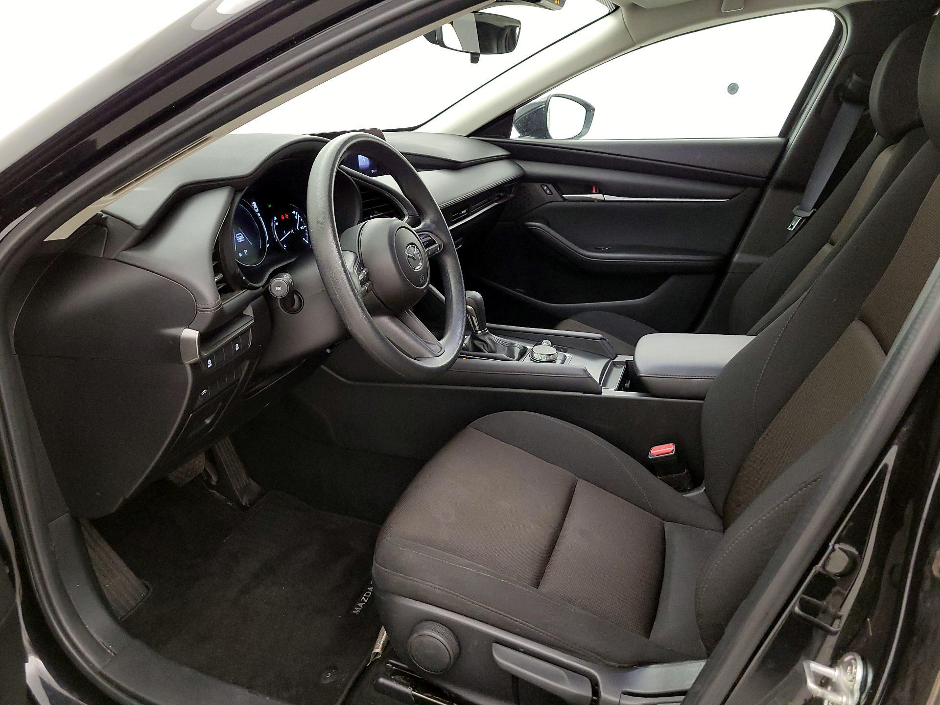 Thumbnail: 2022 Mazda Mazda3 - 11