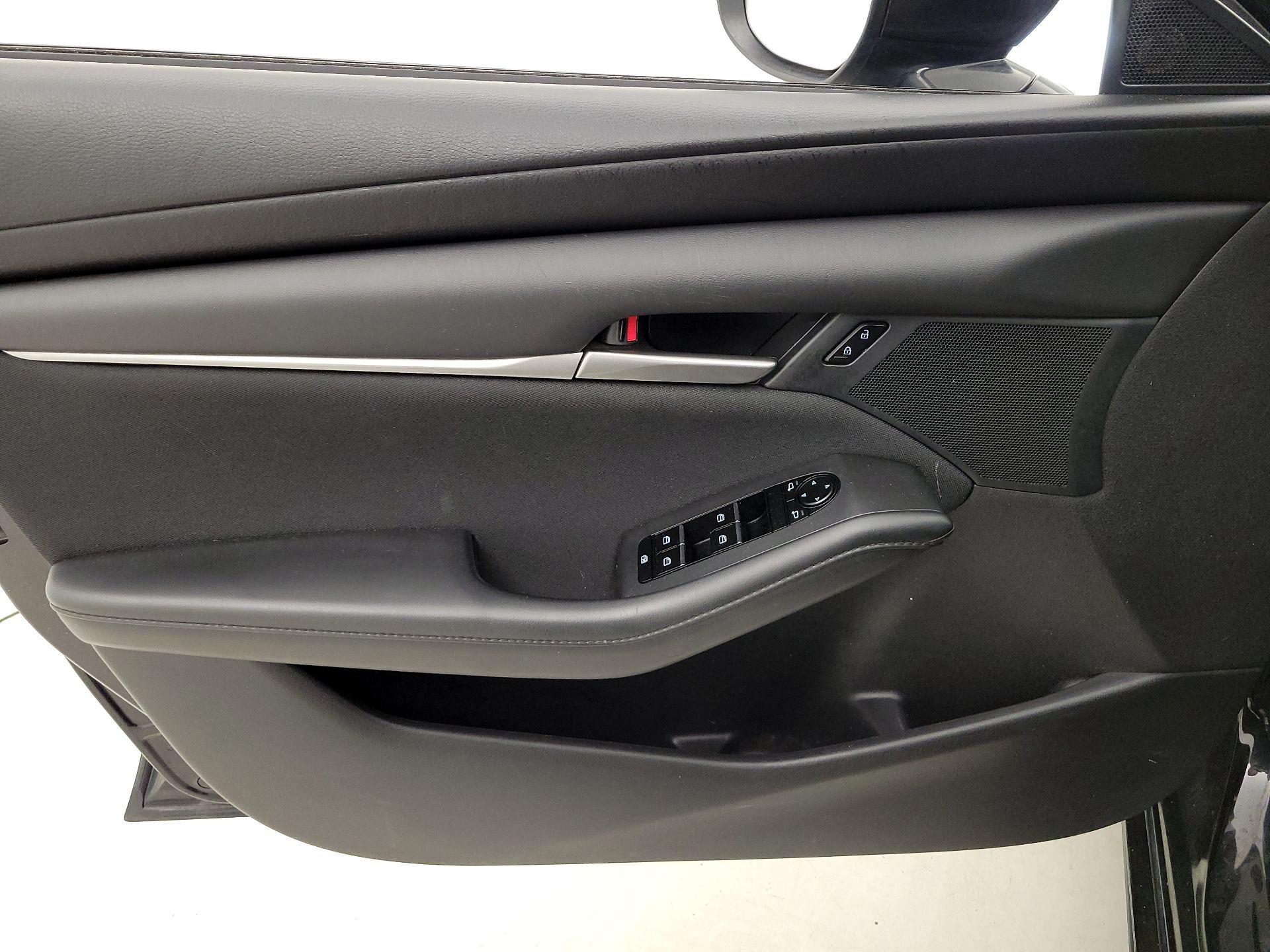 Thumbnail: 2022 Mazda Mazda3 - 12