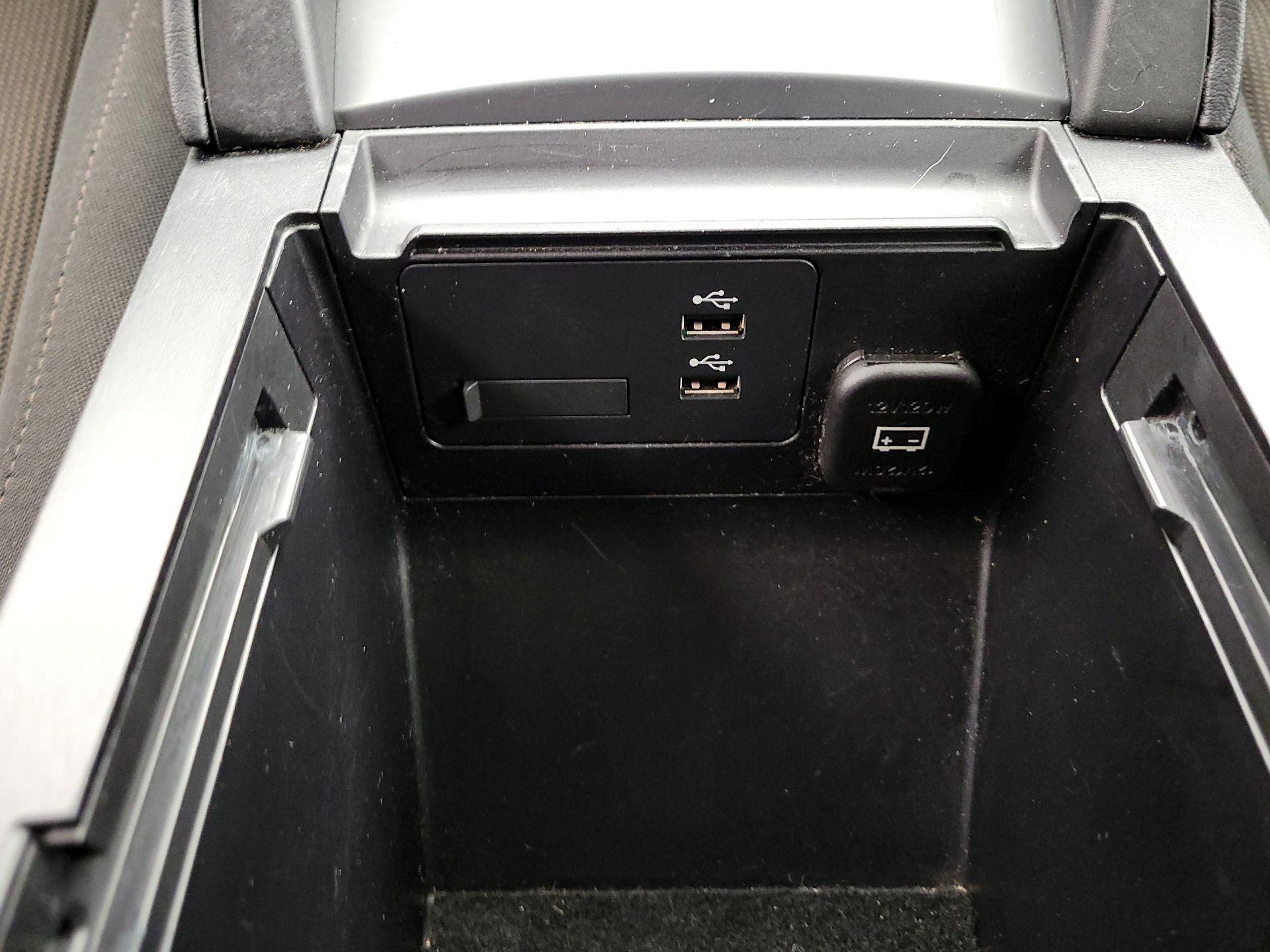 Thumbnail: 2022 Mazda Mazda3 - 19