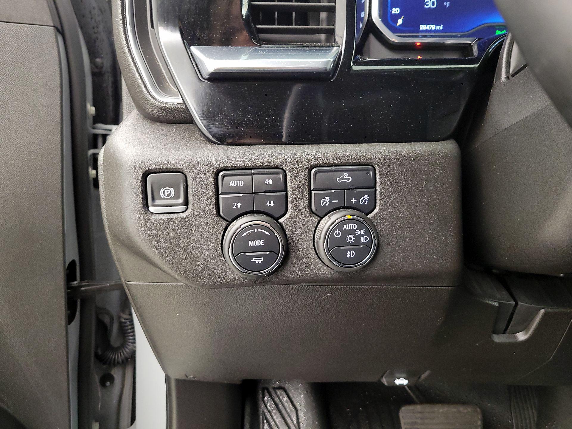 Thumbnail: 2025 Chevrolet Silverado 1500 - 13