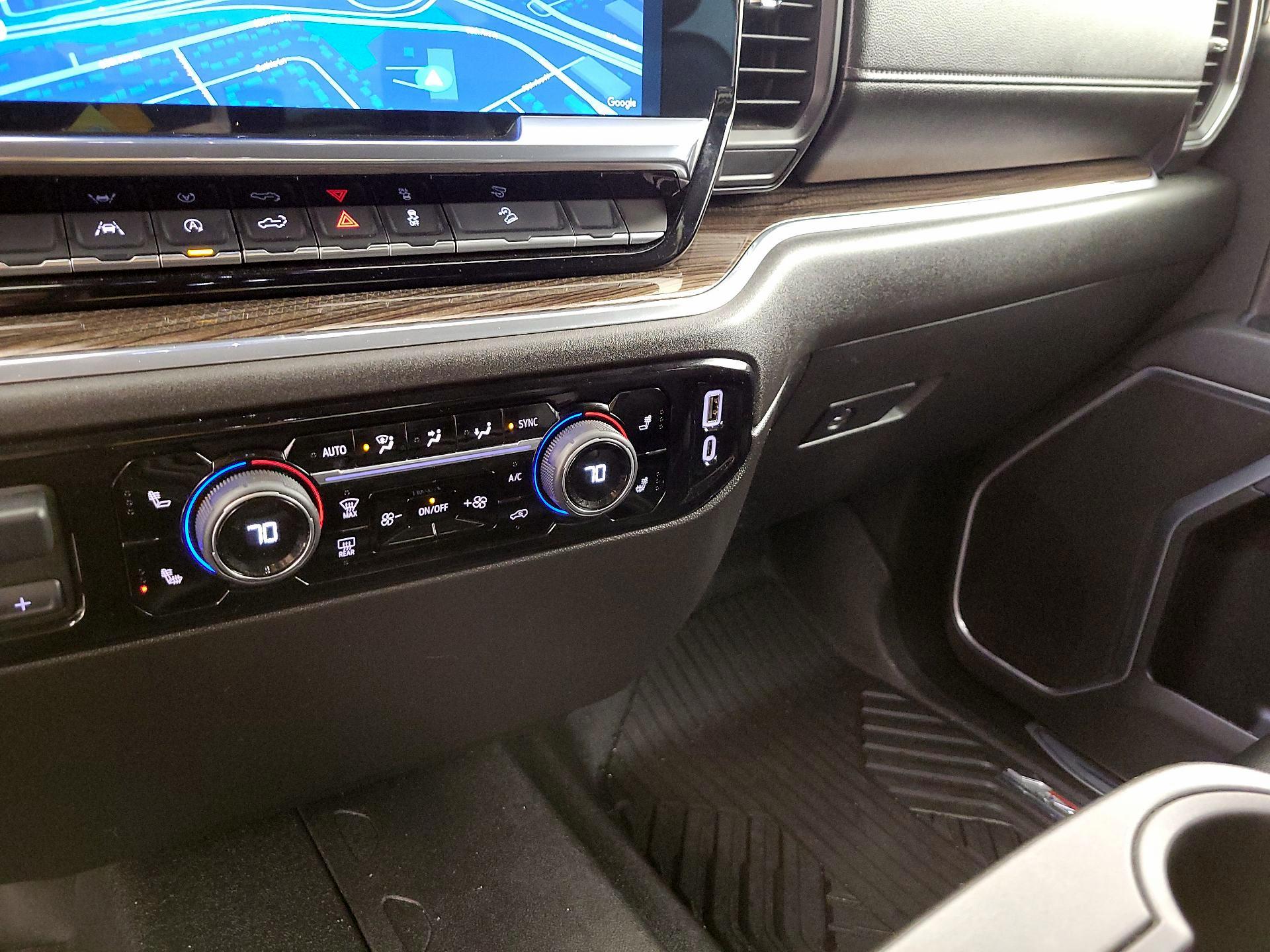 Thumbnail: 2025 Chevrolet Silverado 1500 - 19