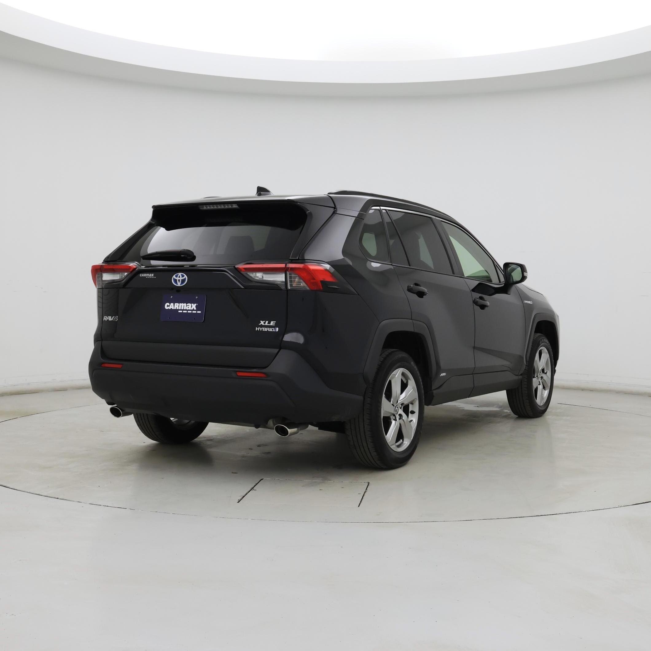 Thumbnail: 2021 Toyota RAV4 - 8