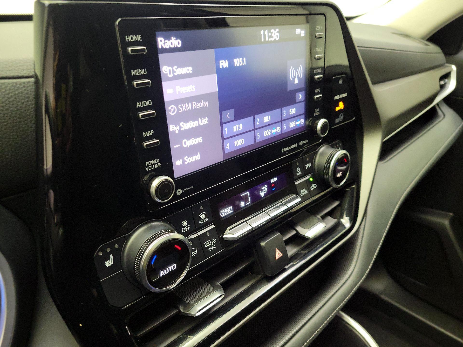 Thumbnail: 2022 Toyota Highlander - 15