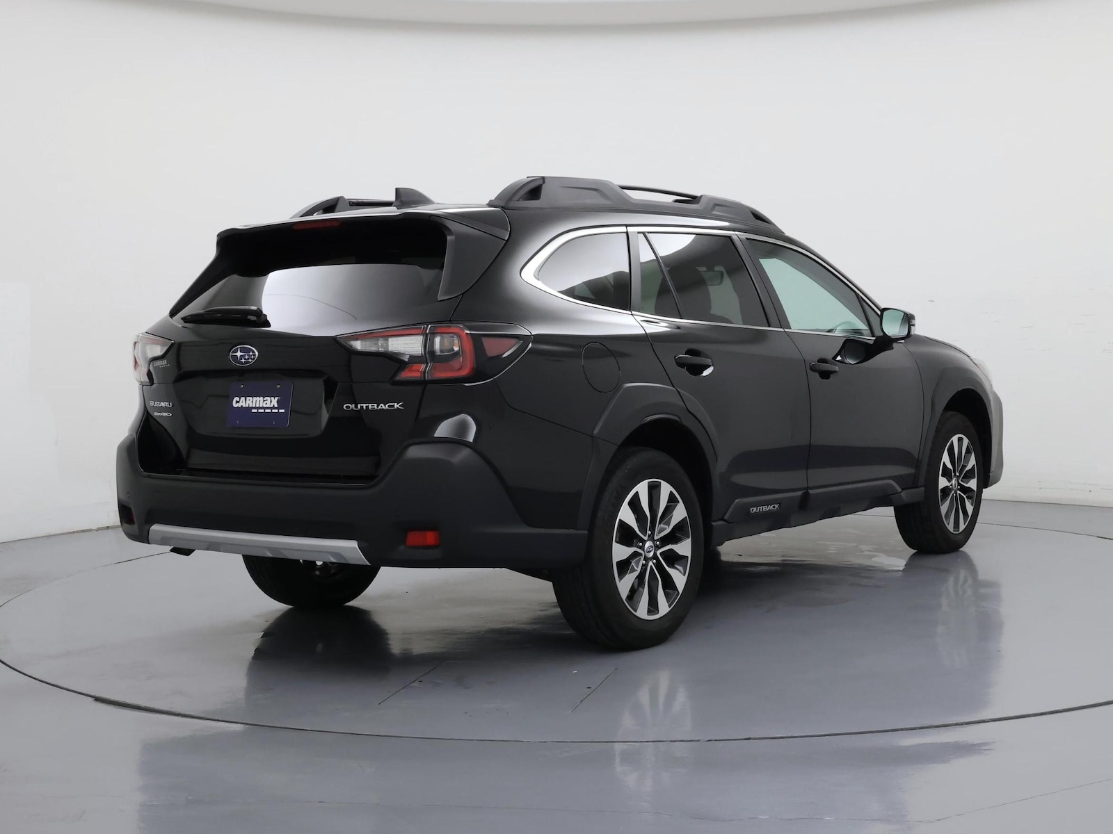 2023 Subaru Outback Limited - Photo 9