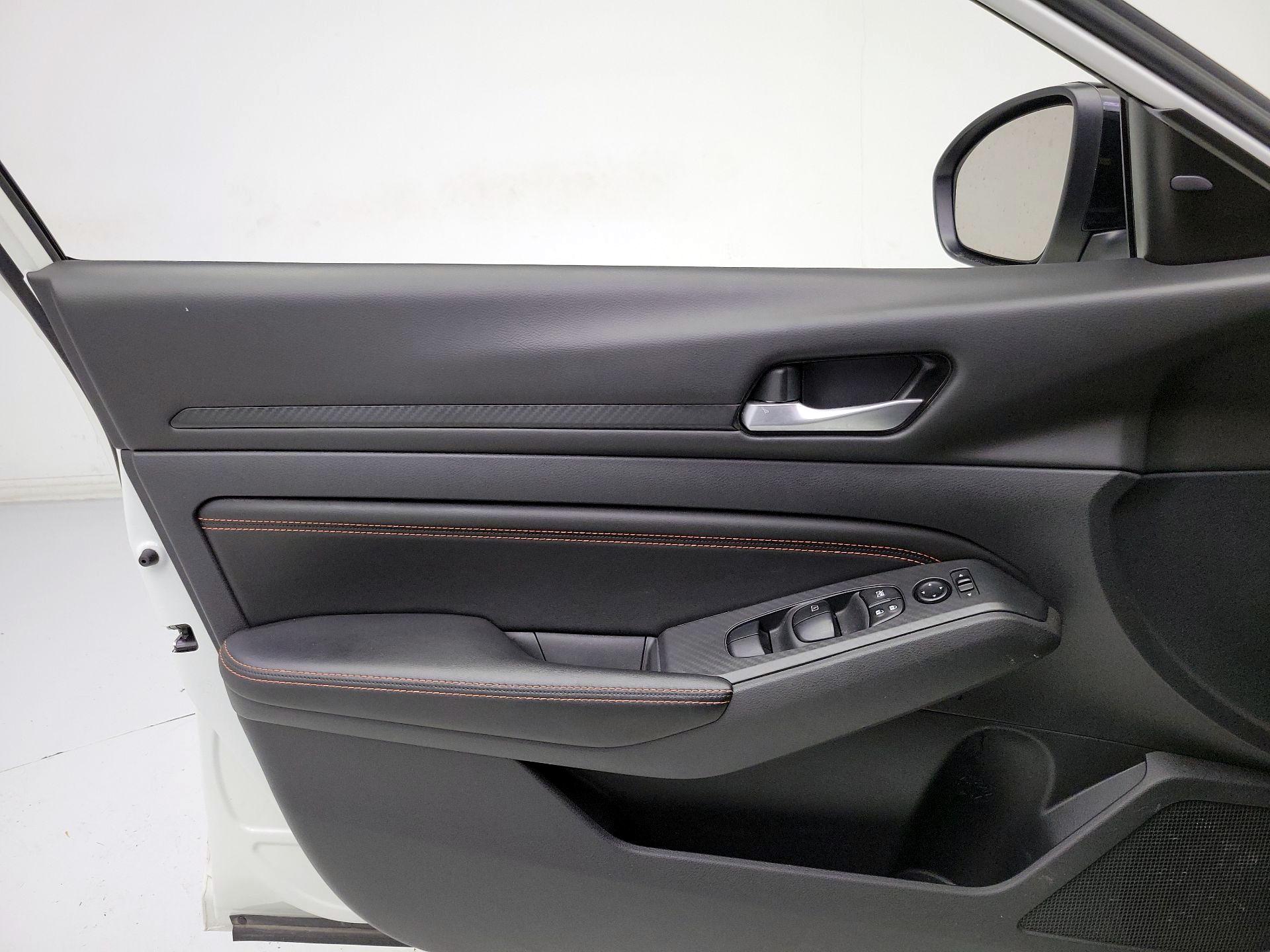 Thumbnail: 2021 Nissan Altima - 12