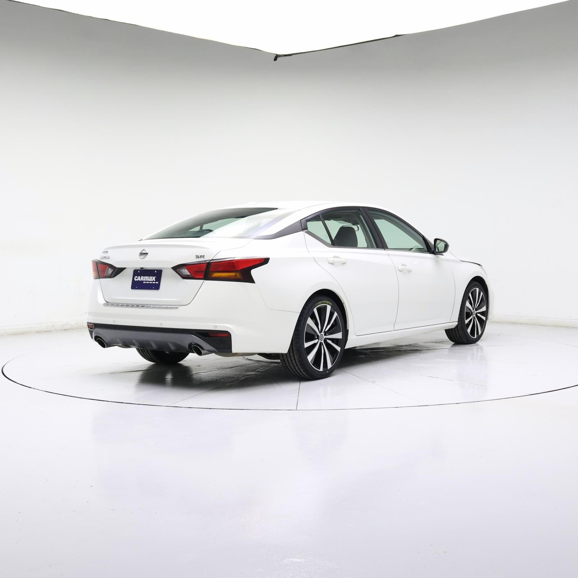 Thumbnail: 2021 Nissan Altima - 8