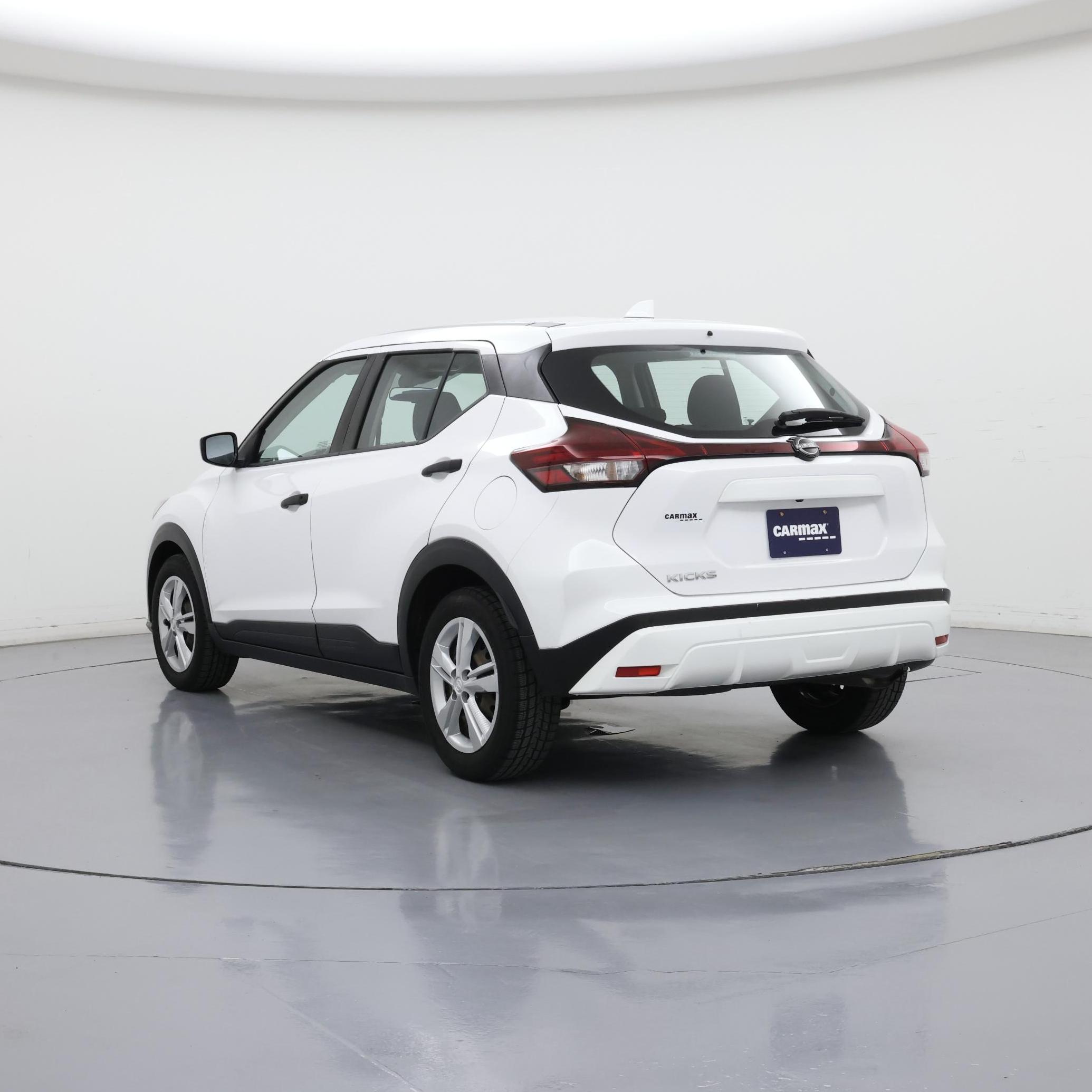 Thumbnail: 2022 Nissan Kicks - 2