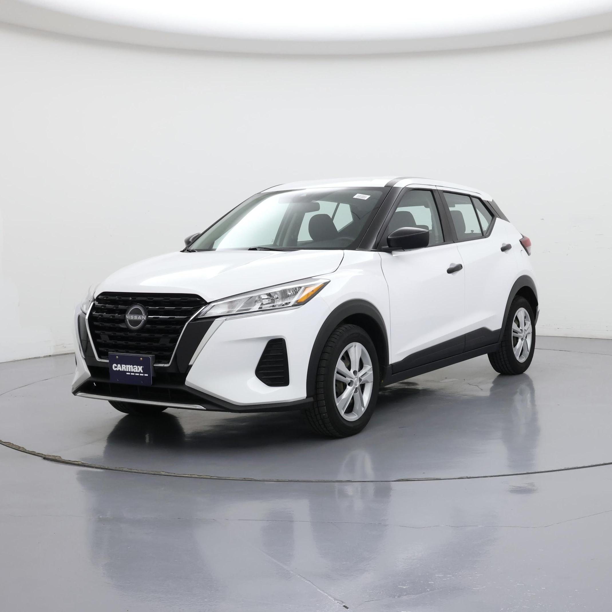 Thumbnail: 2022 Nissan Kicks - 4