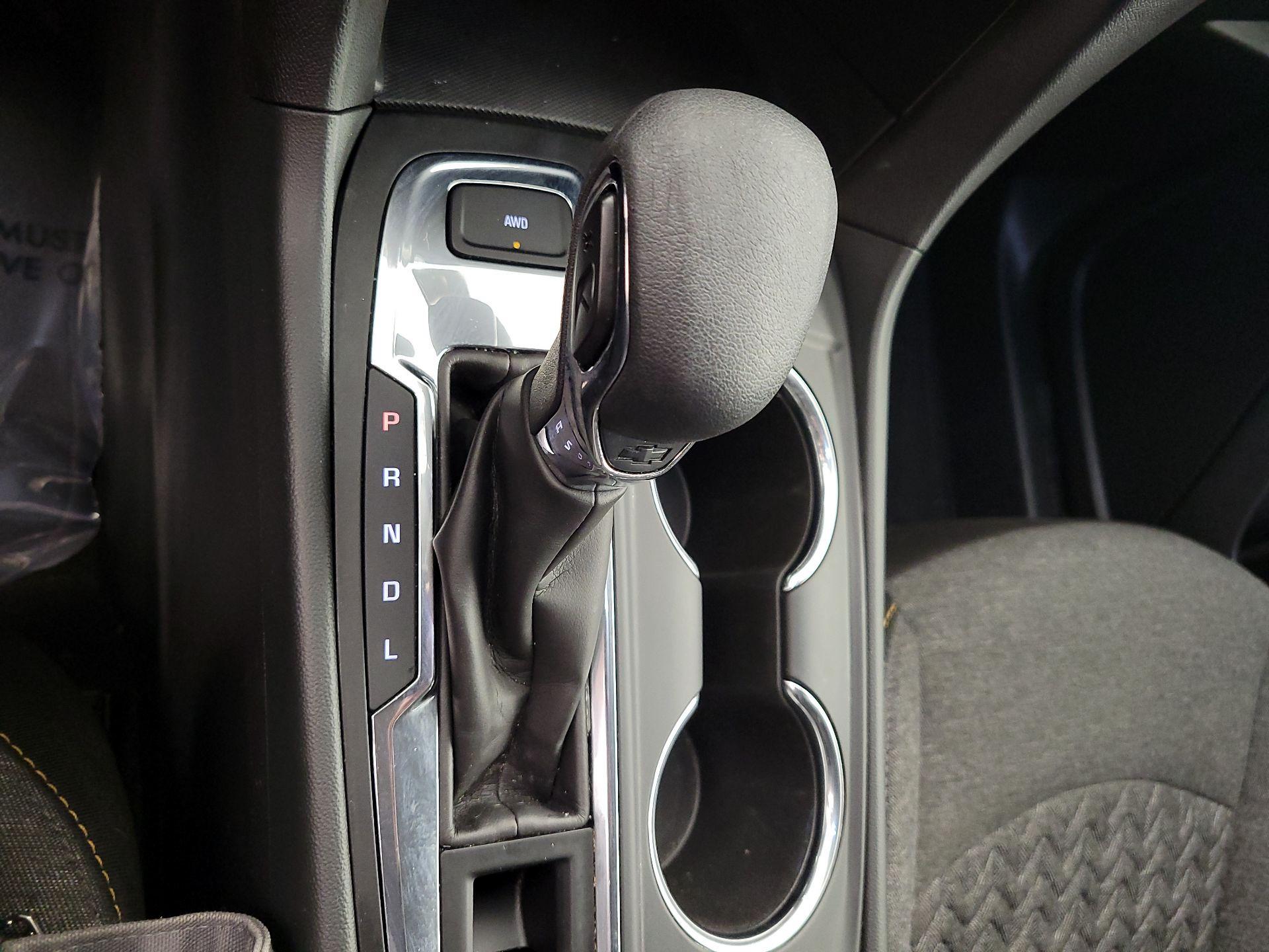 Thumbnail: 2023 Chevrolet Equinox - 17