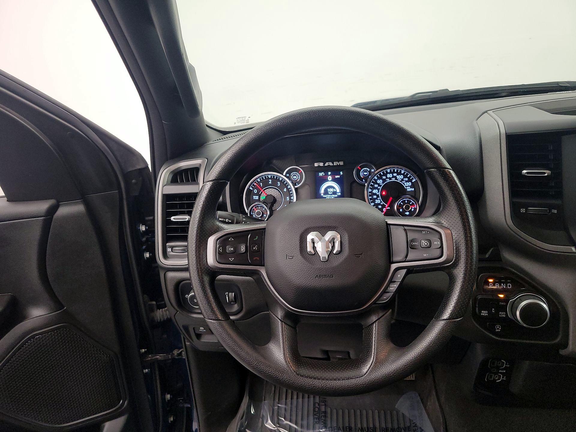 Thumbnail: 2024 RAM 1500 - 10