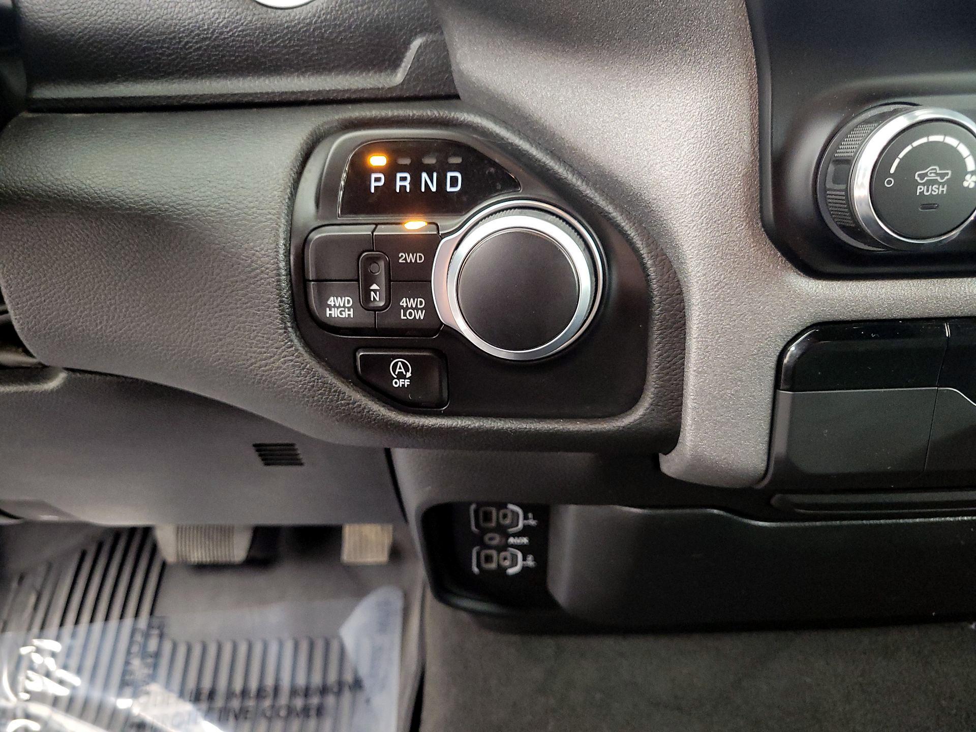 Thumbnail: 2024 RAM 1500 - 17