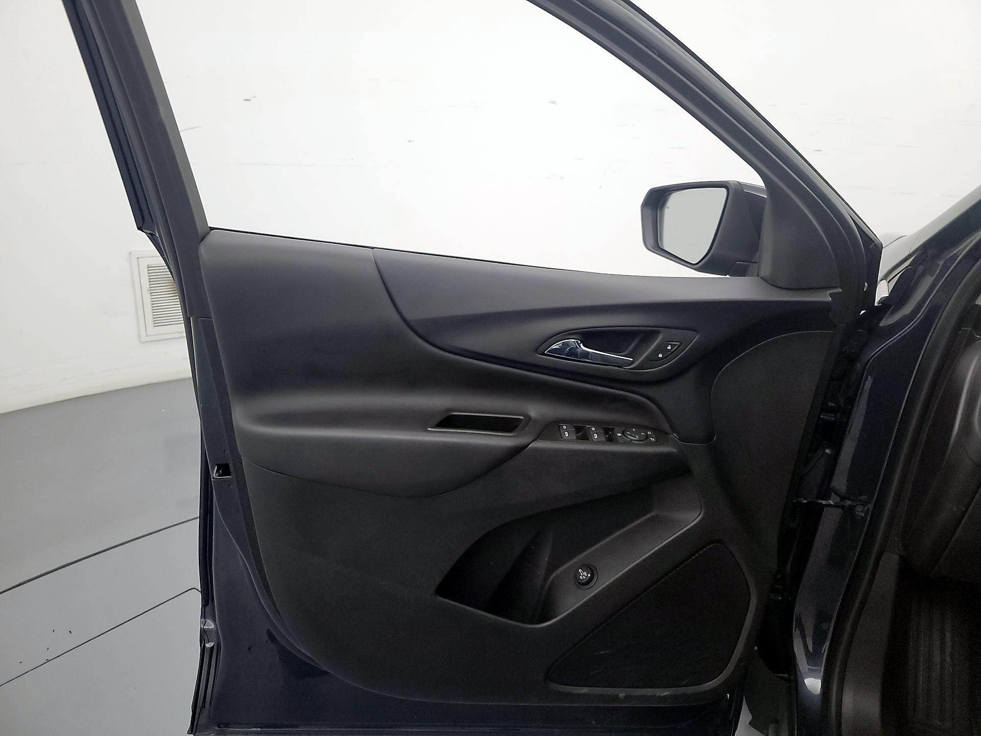 Thumbnail: 2023 Chevrolet Equinox - 12