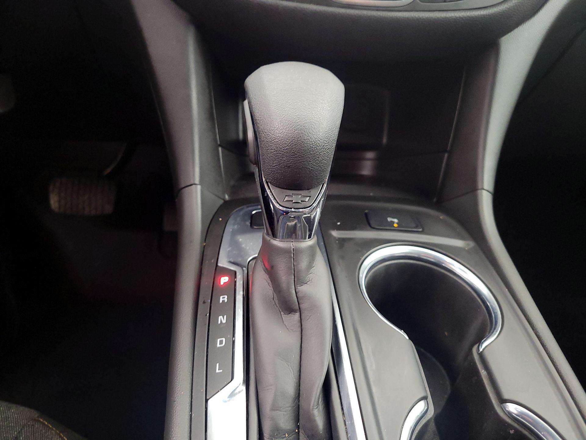 Thumbnail: 2023 Chevrolet Equinox - 17