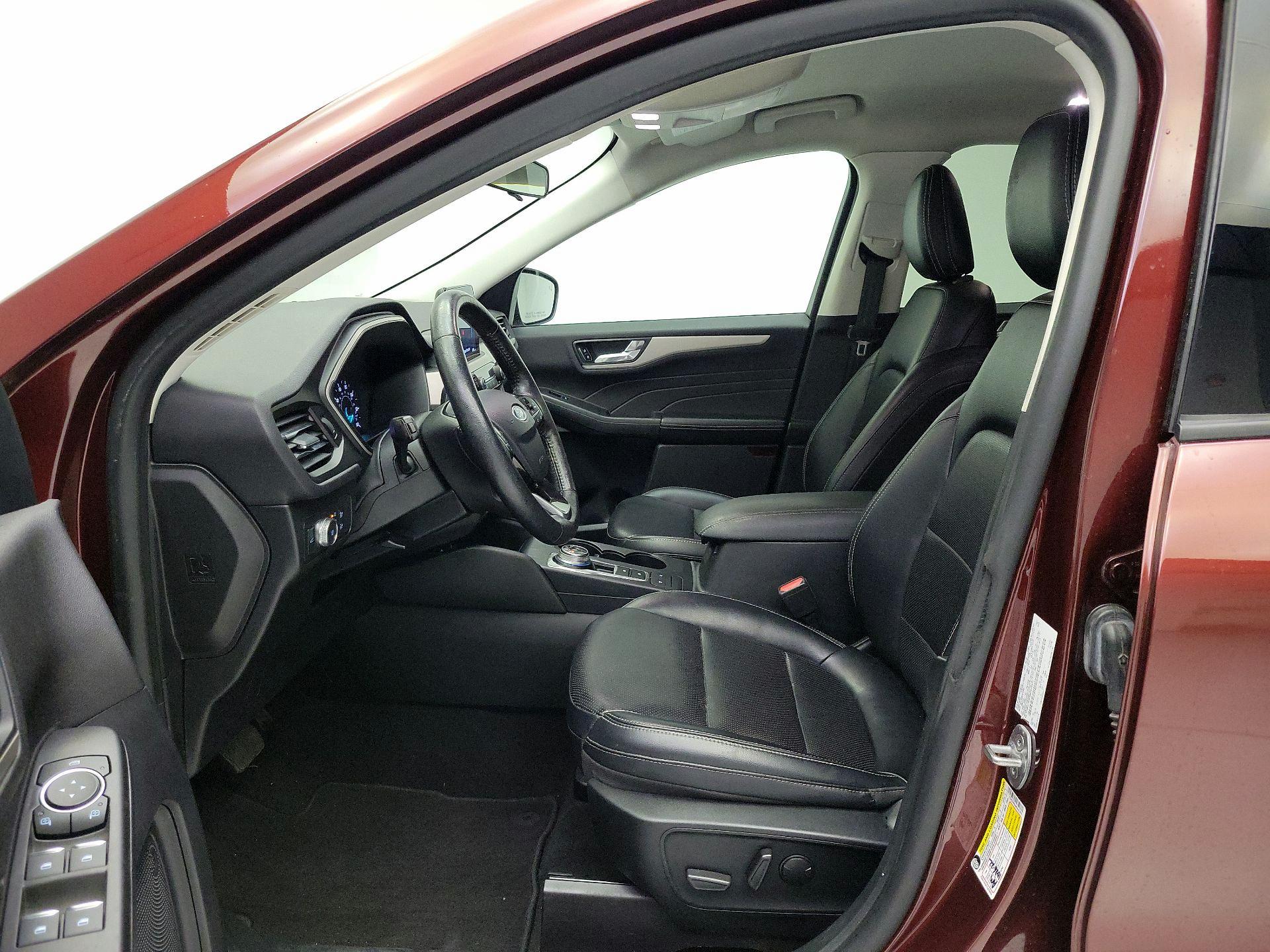 Thumbnail: 2021 Ford Escape - 11