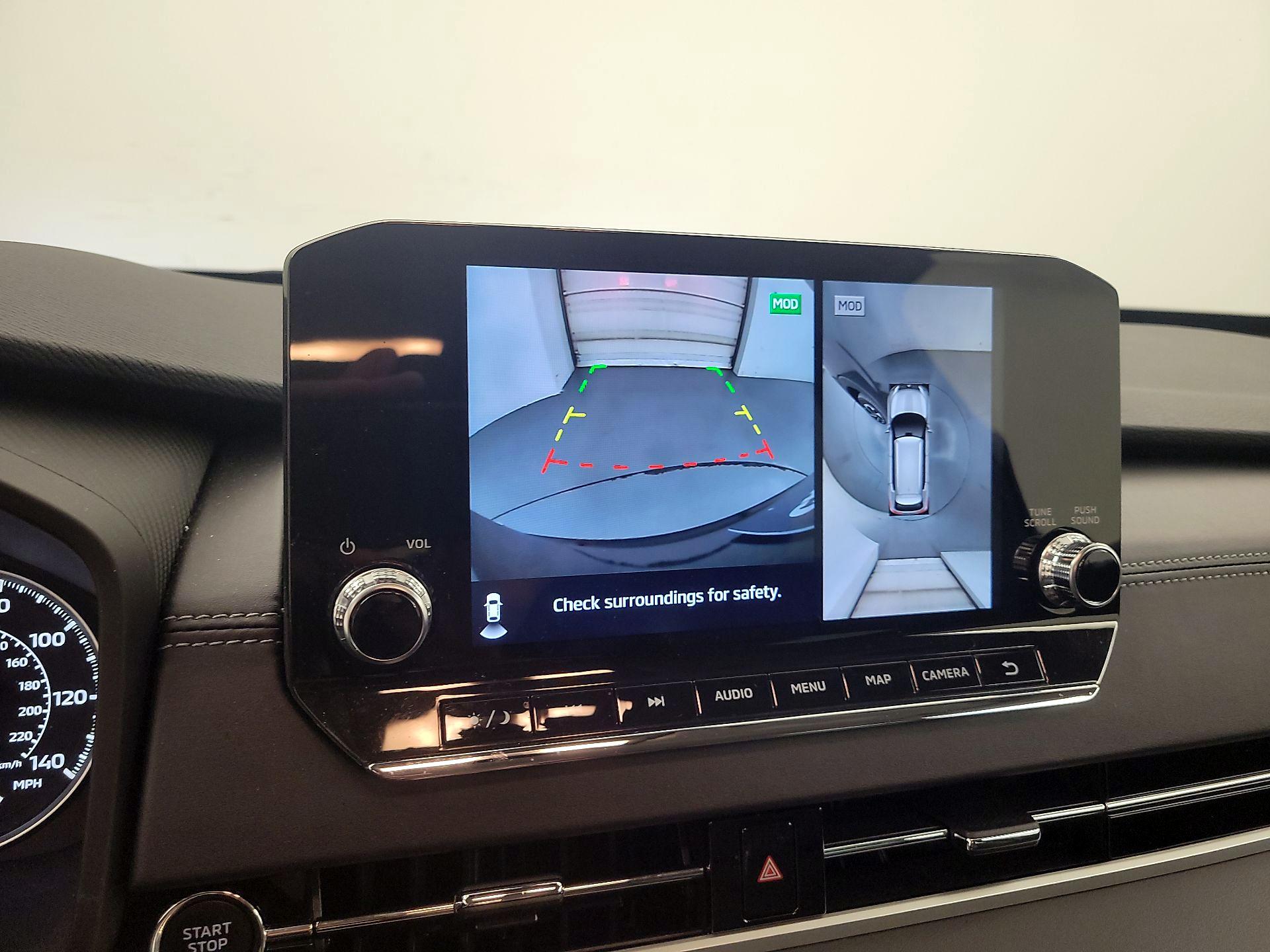 Thumbnail: 2022 Mitsubishi Outlander - 15