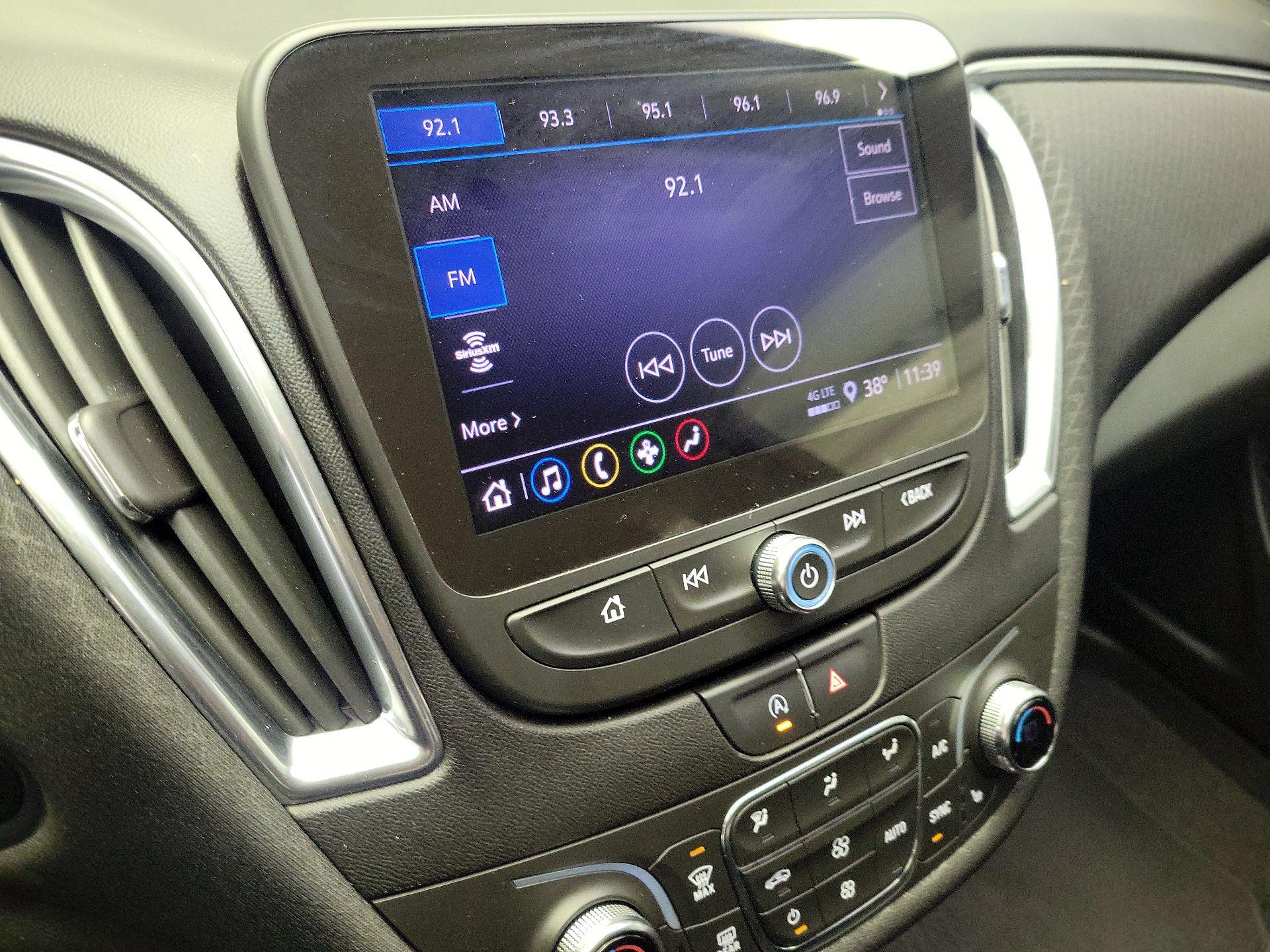 Thumbnail: 2021 Chevrolet Malibu - 15