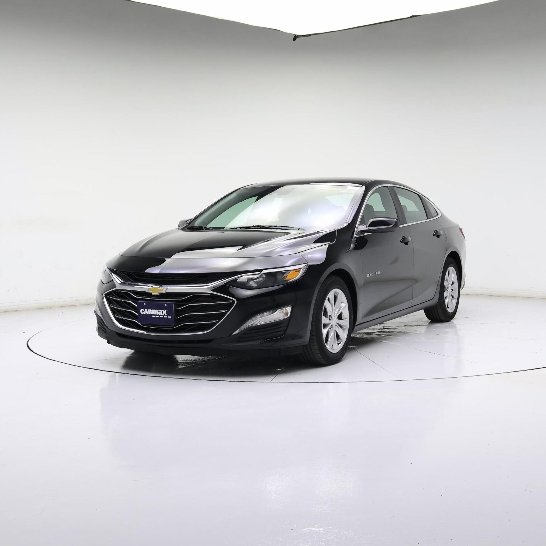 Thumbnail: 2021 Chevrolet Malibu - 4