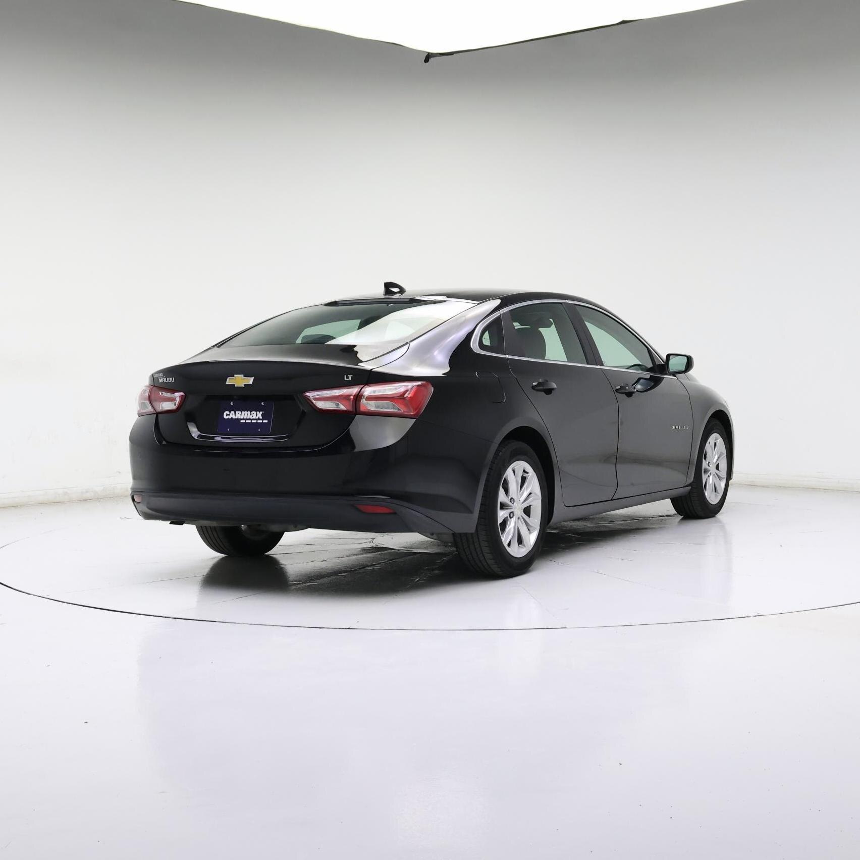 Thumbnail: 2021 Chevrolet Malibu - 8