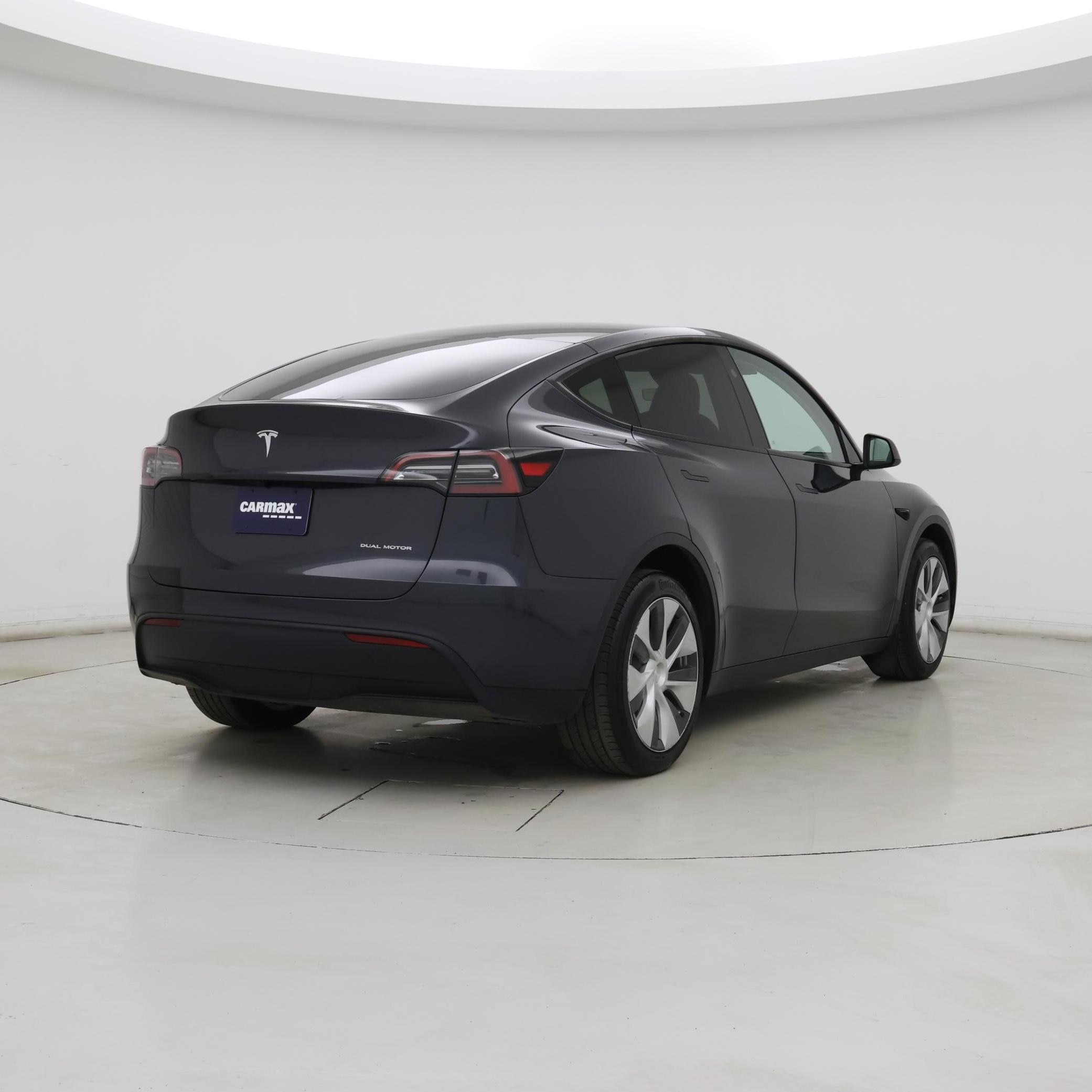 Thumbnail: 2024 Tesla Model Y - 8