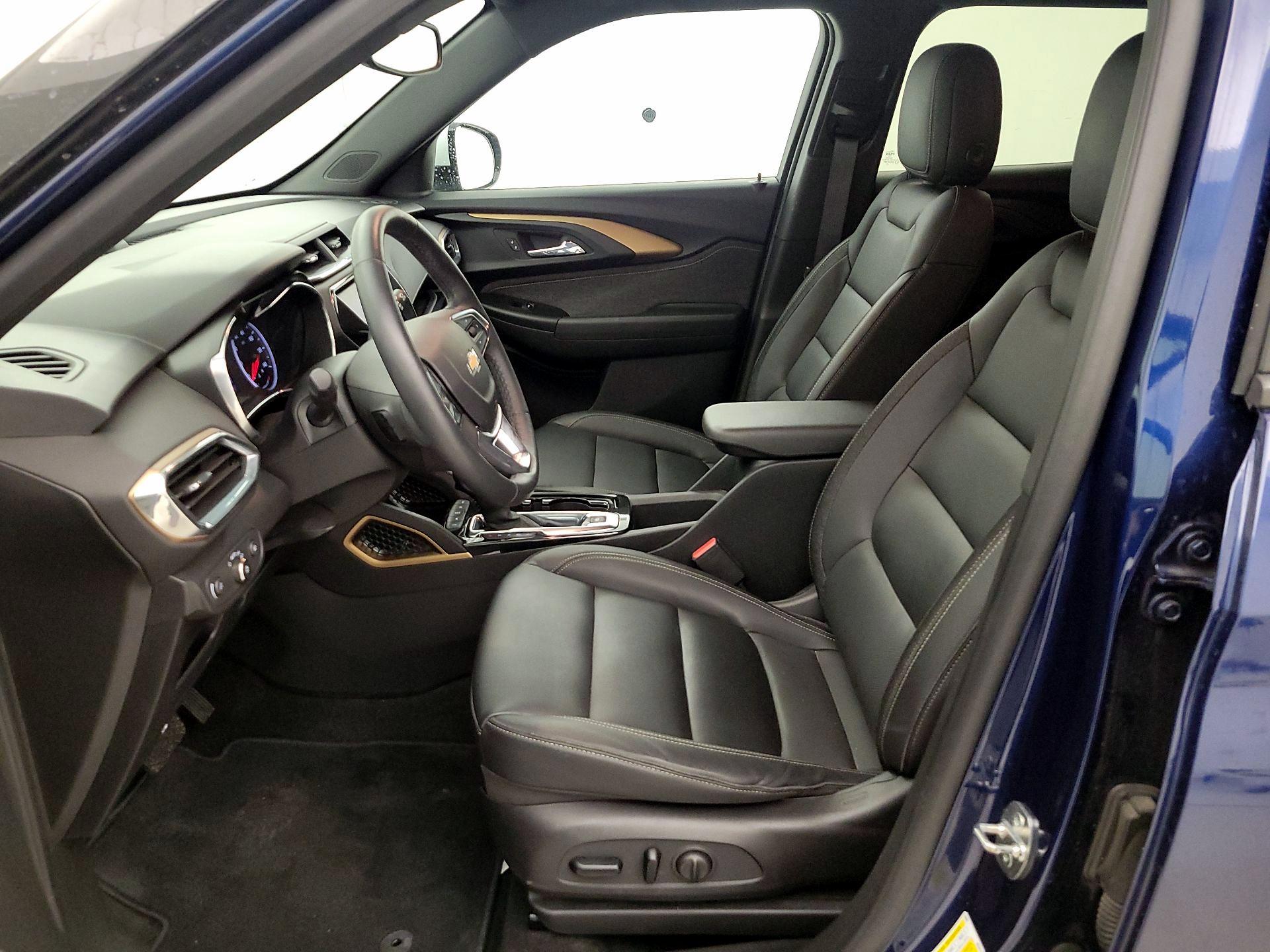 Thumbnail: 2022 Chevrolet TrailBlazer - 11