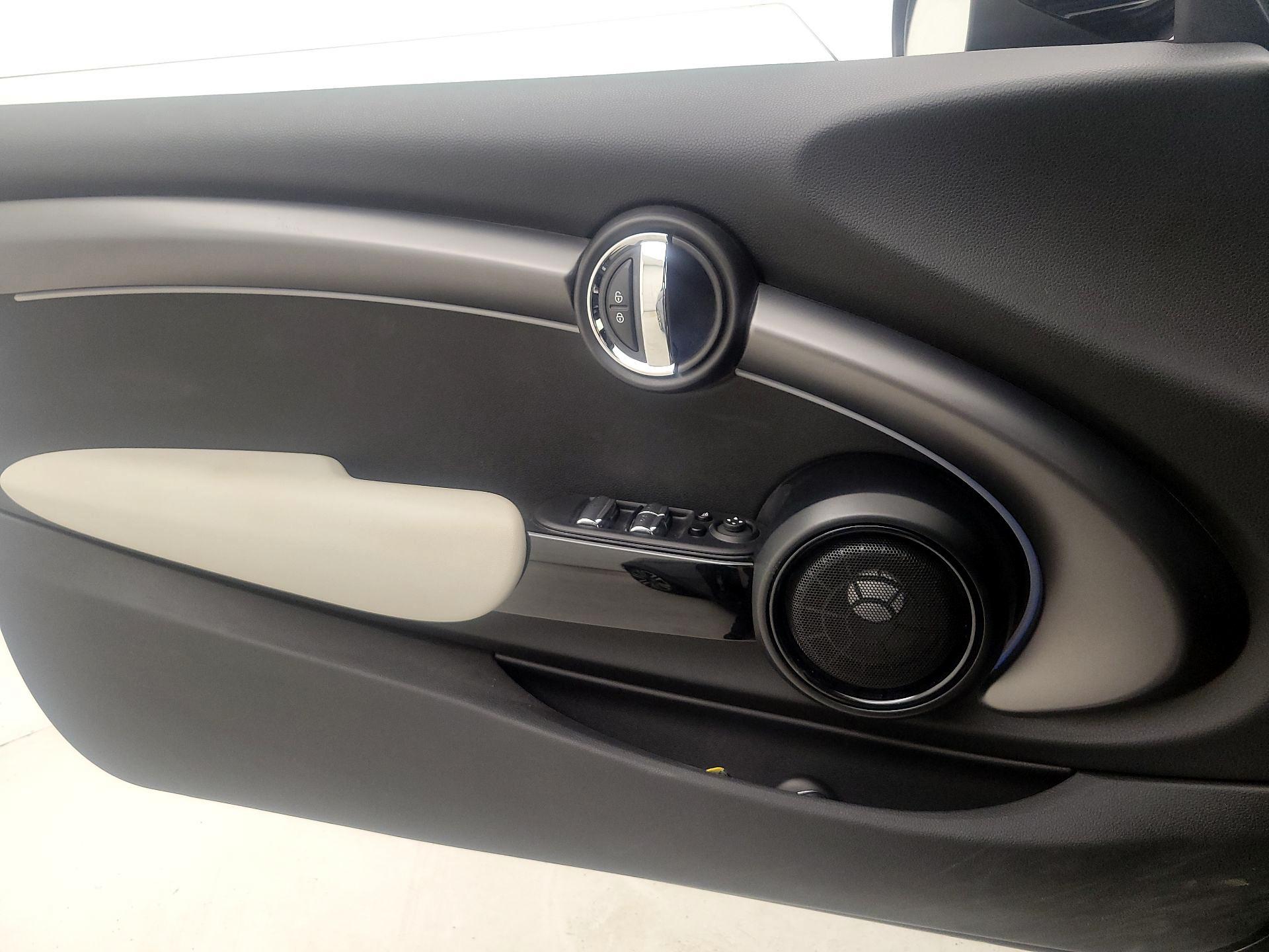 Thumbnail: 2023 MINI Cooper - 12