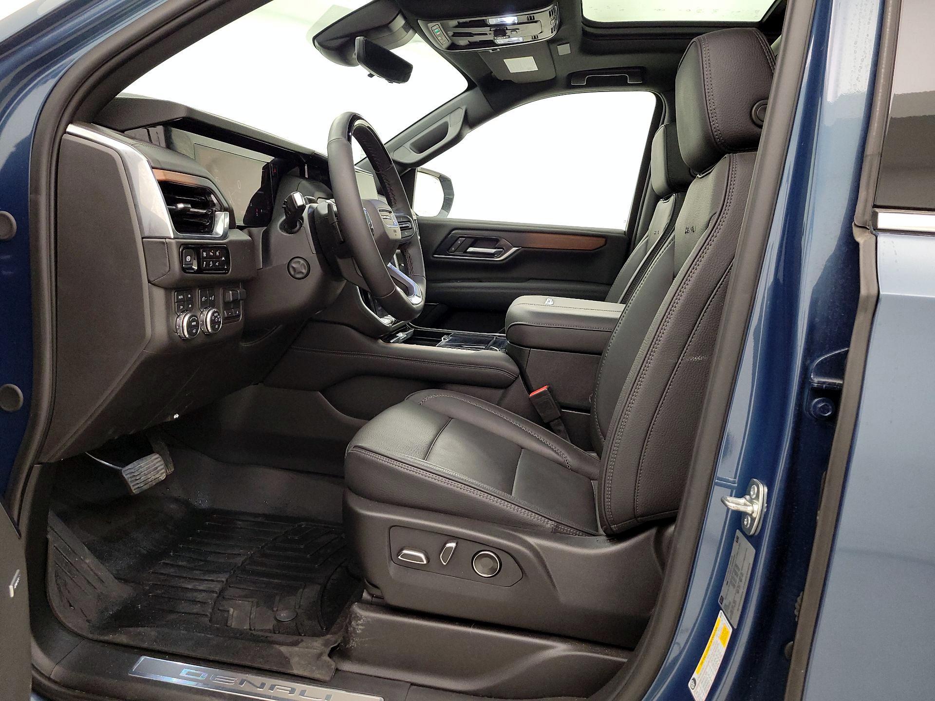 Thumbnail: 2025 GMC Yukon - 11