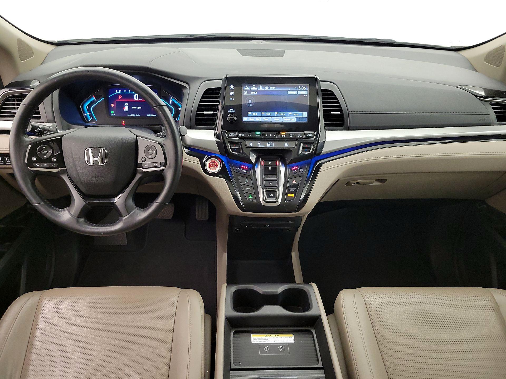 Thumbnail: 2018 Honda Odyssey - 9