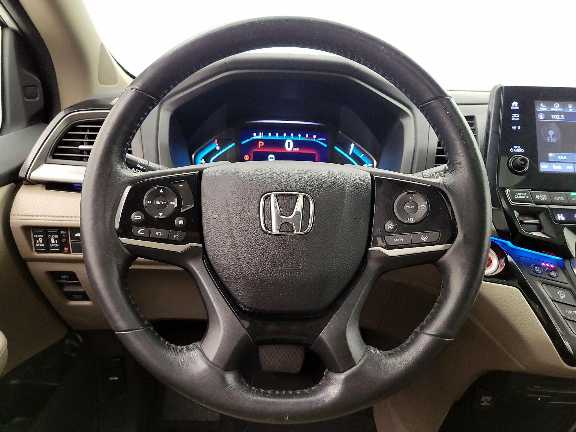 Thumbnail: 2018 Honda Odyssey - 10