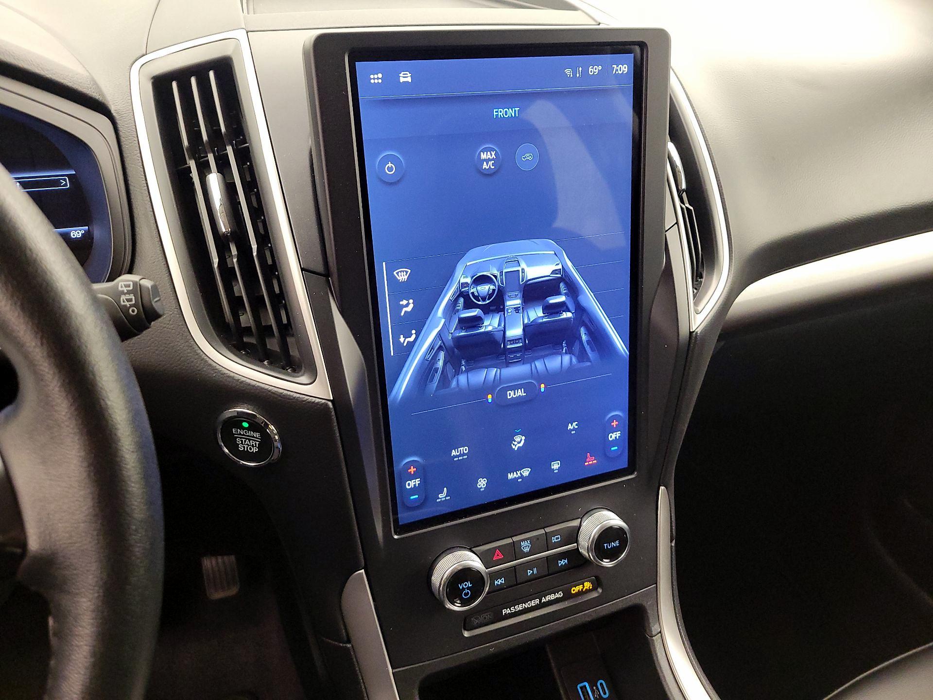 Thumbnail: 2024 Ford Edge - 16