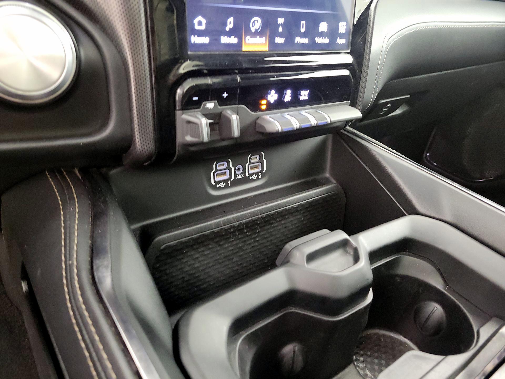 Thumbnail: 2024 RAM 1500 - 19