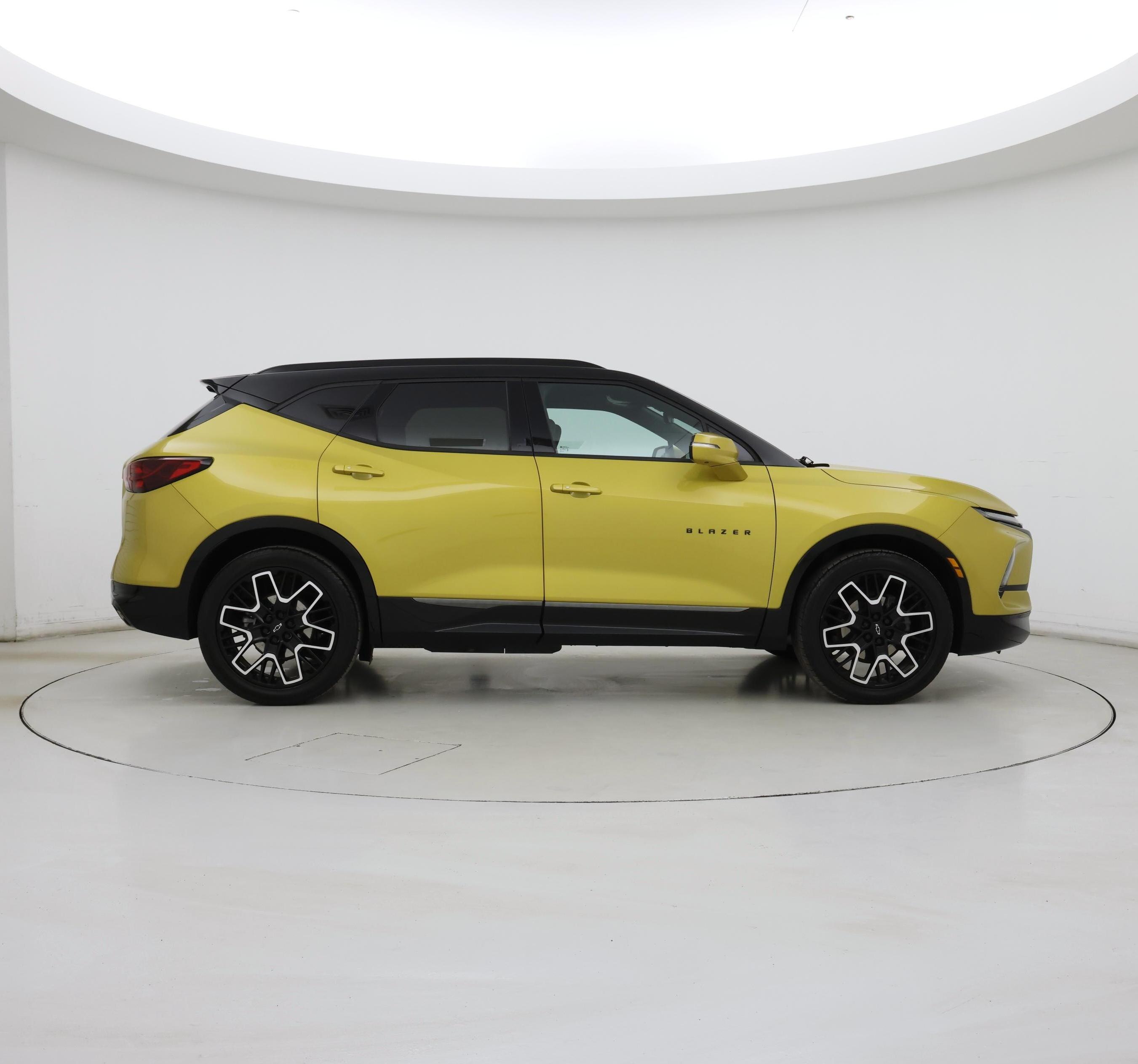 Thumbnail: 2023 Chevrolet Blazer - 7