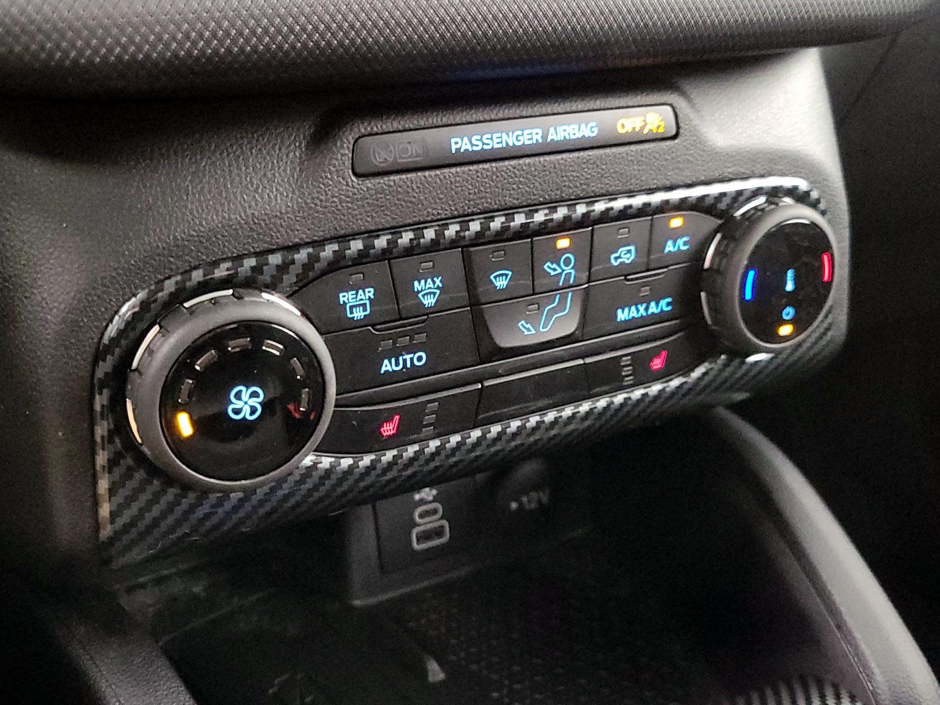 Thumbnail: 2024 Ford Bronco Sport - 16