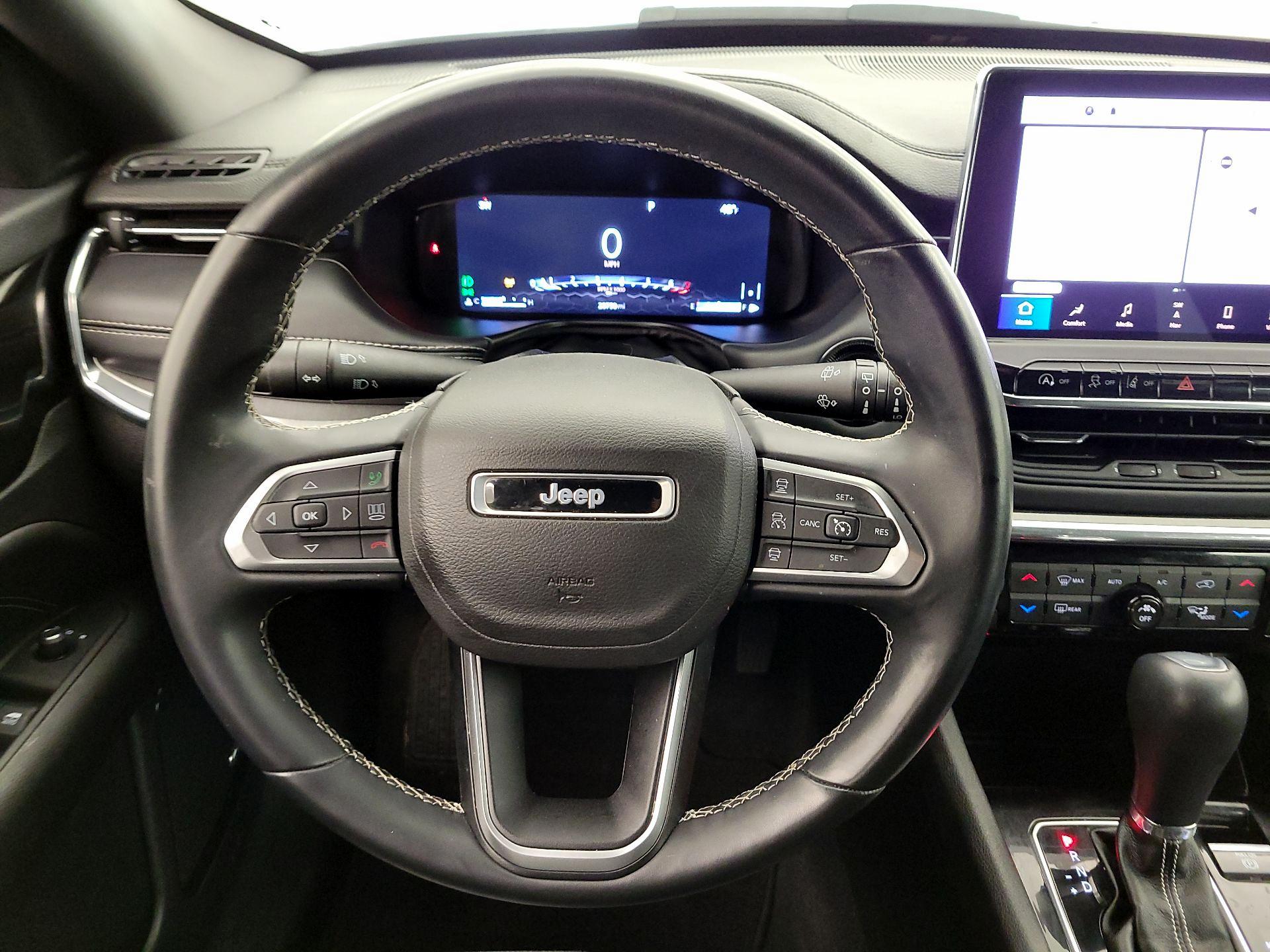 Thumbnail: 2022 Jeep Compass - 10