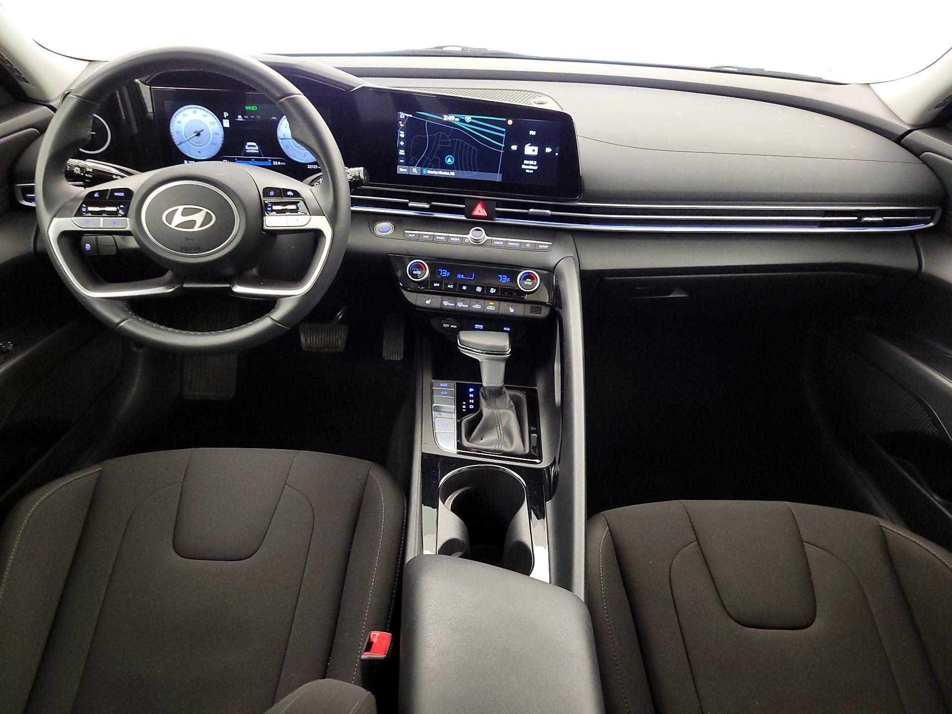 Thumbnail: 2025 Hyundai Elantra - 9