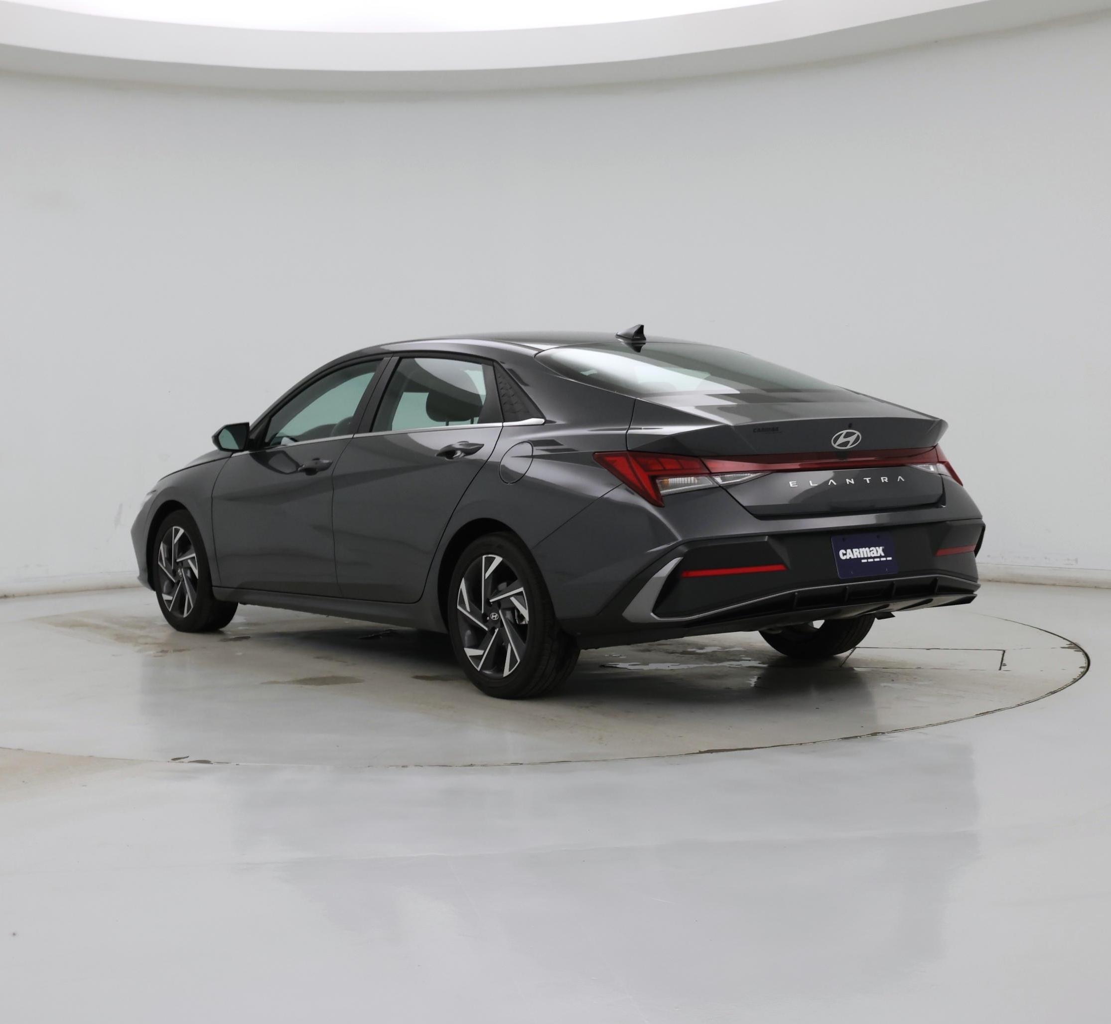 Thumbnail: 2025 Hyundai Elantra - 2