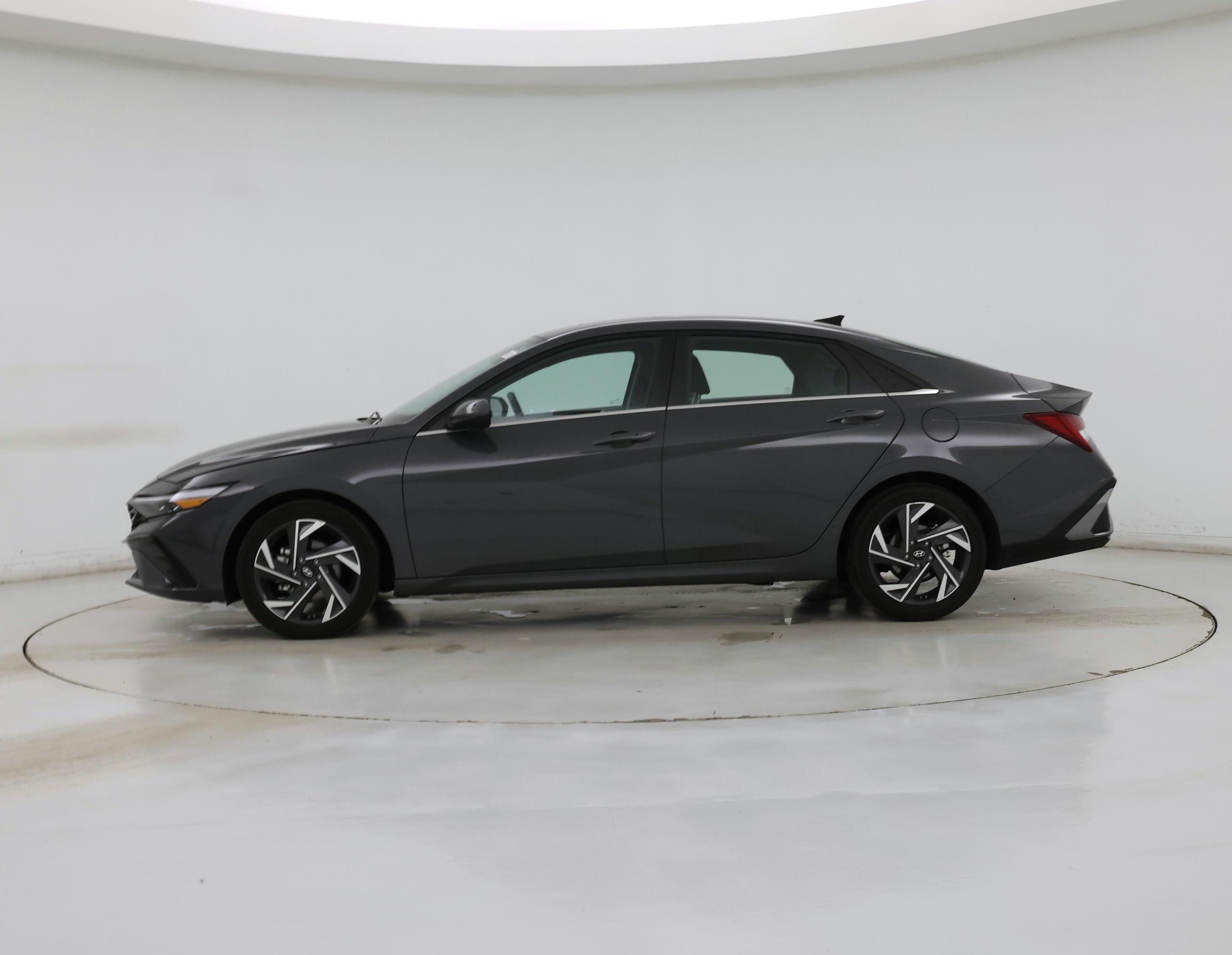 Thumbnail: 2025 Hyundai Elantra - 3