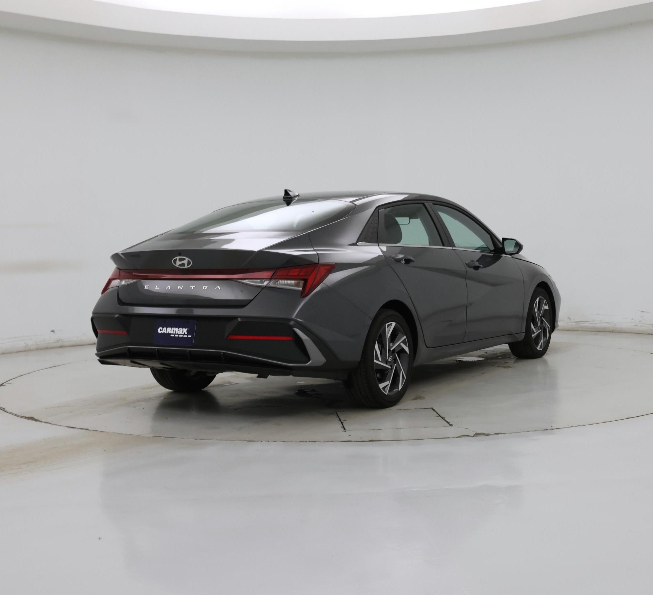 Thumbnail: 2025 Hyundai Elantra - 8