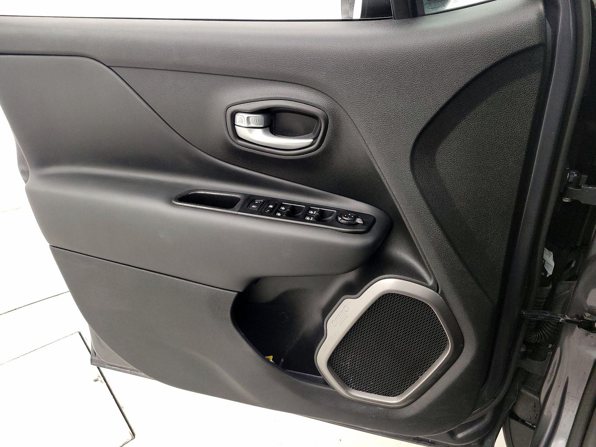 Thumbnail: 2023 Jeep Renegade - 12