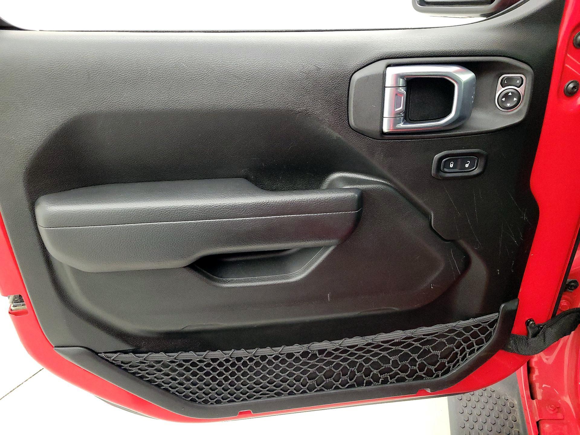 Thumbnail: 2022 Jeep Wrangler - 12