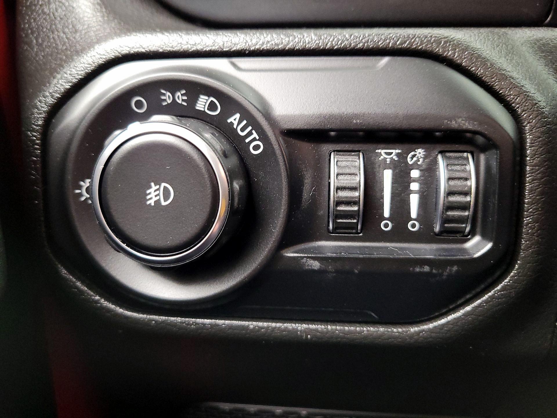 Thumbnail: 2022 Jeep Wrangler - 13